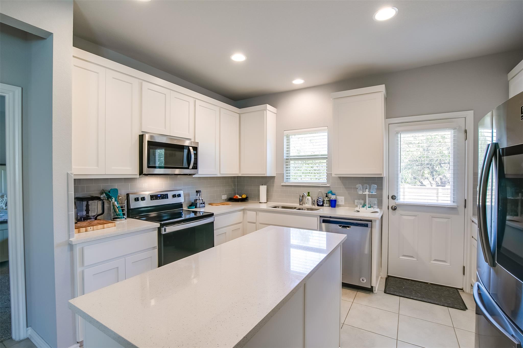 257 Syrah Ct, Leander, TX 78641
