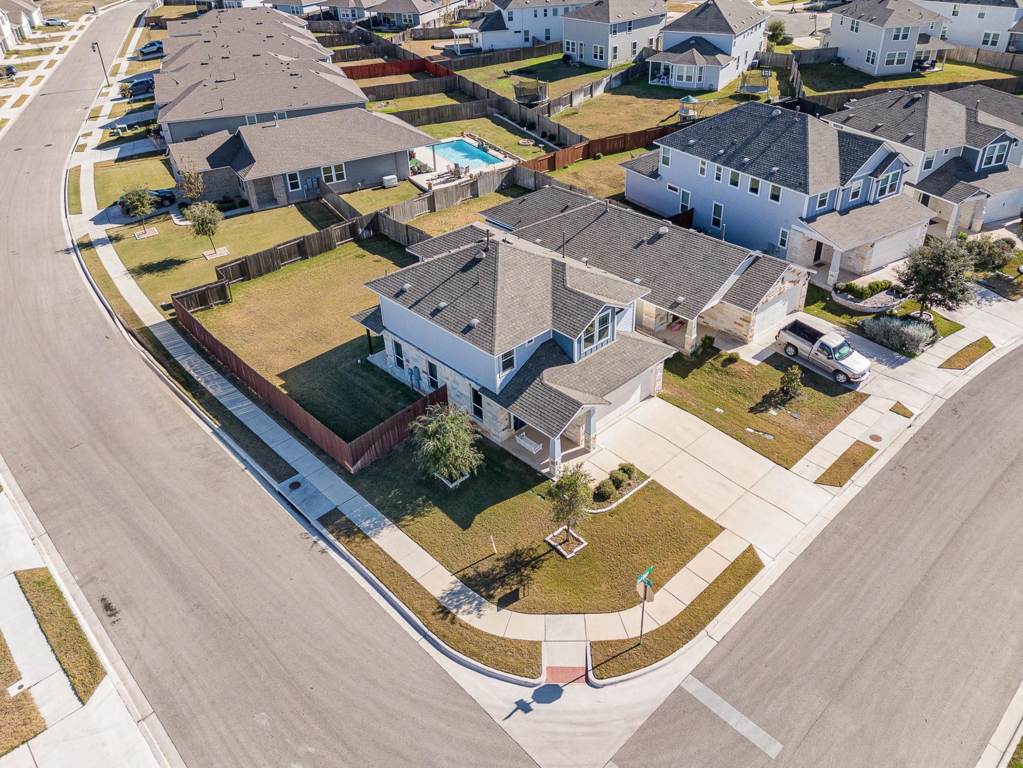 236 Oakstone Dr, Georgetown, TX 78628