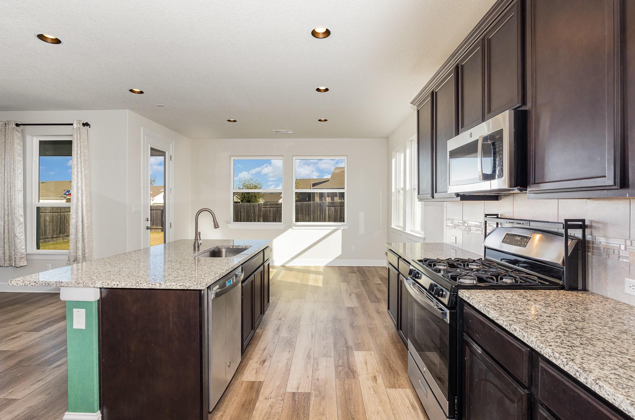 236 Oakstone Dr, Georgetown, TX 78628
