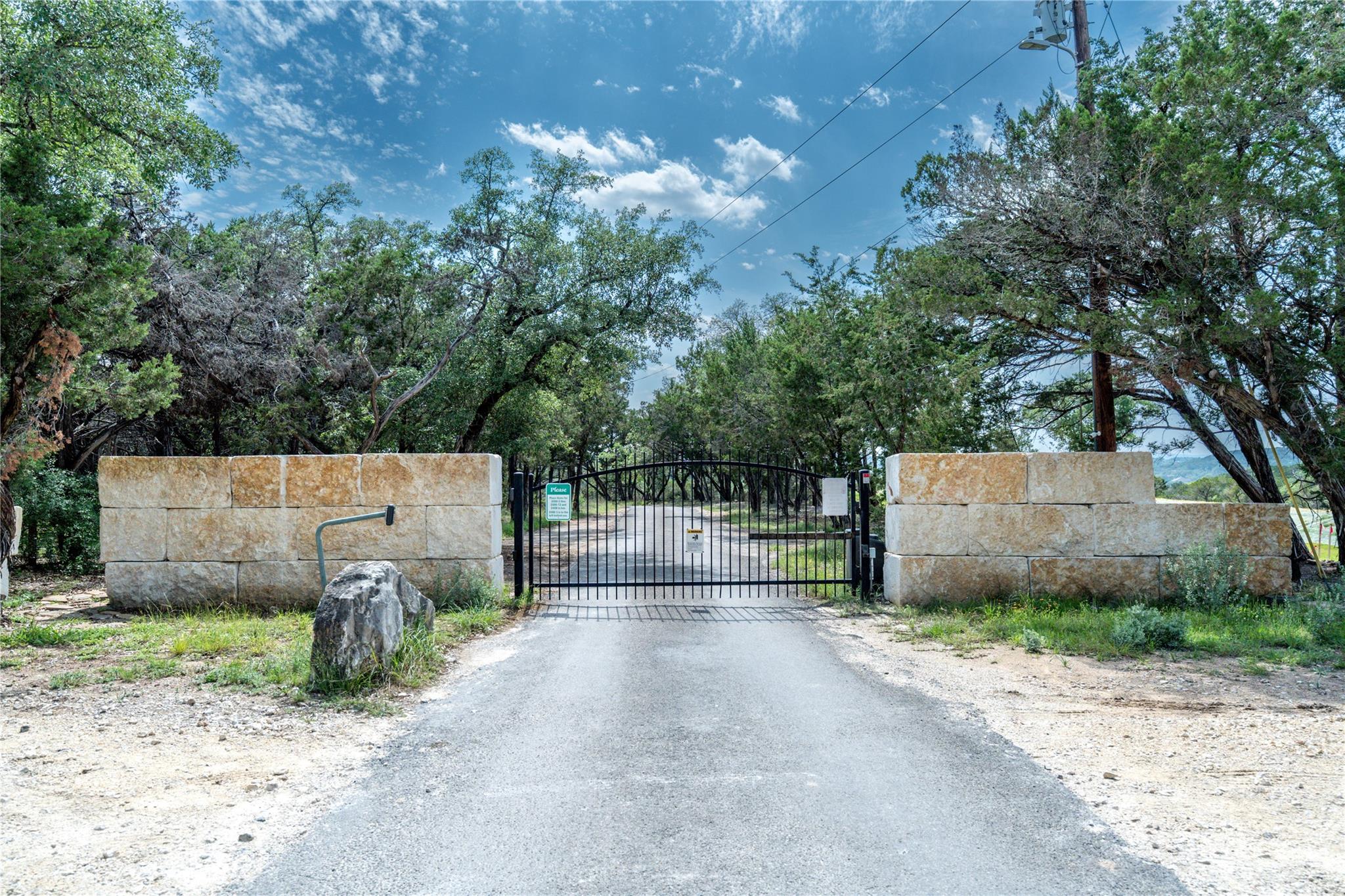 3500 Lohmans Ford Rd # 17, Lago Vista, TX 78645