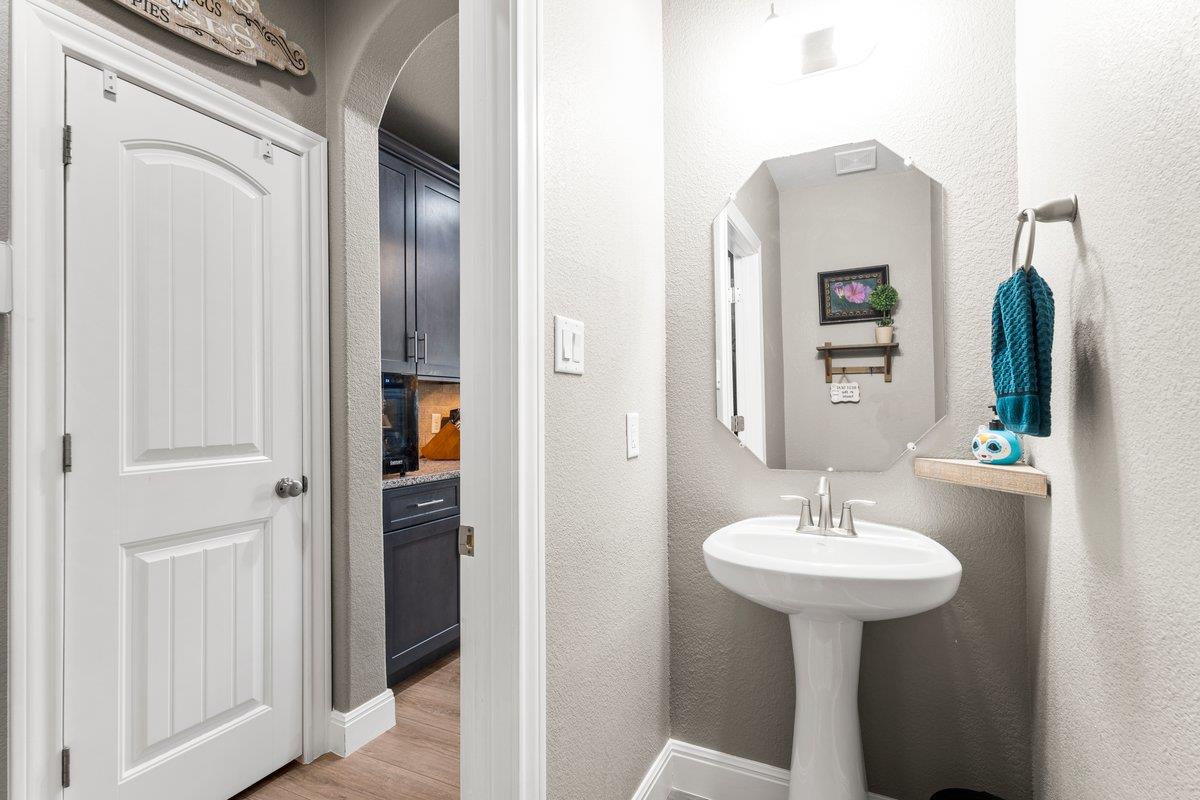 2304 S Lakeline Blvd # 401, Cedar Park, TX 78613