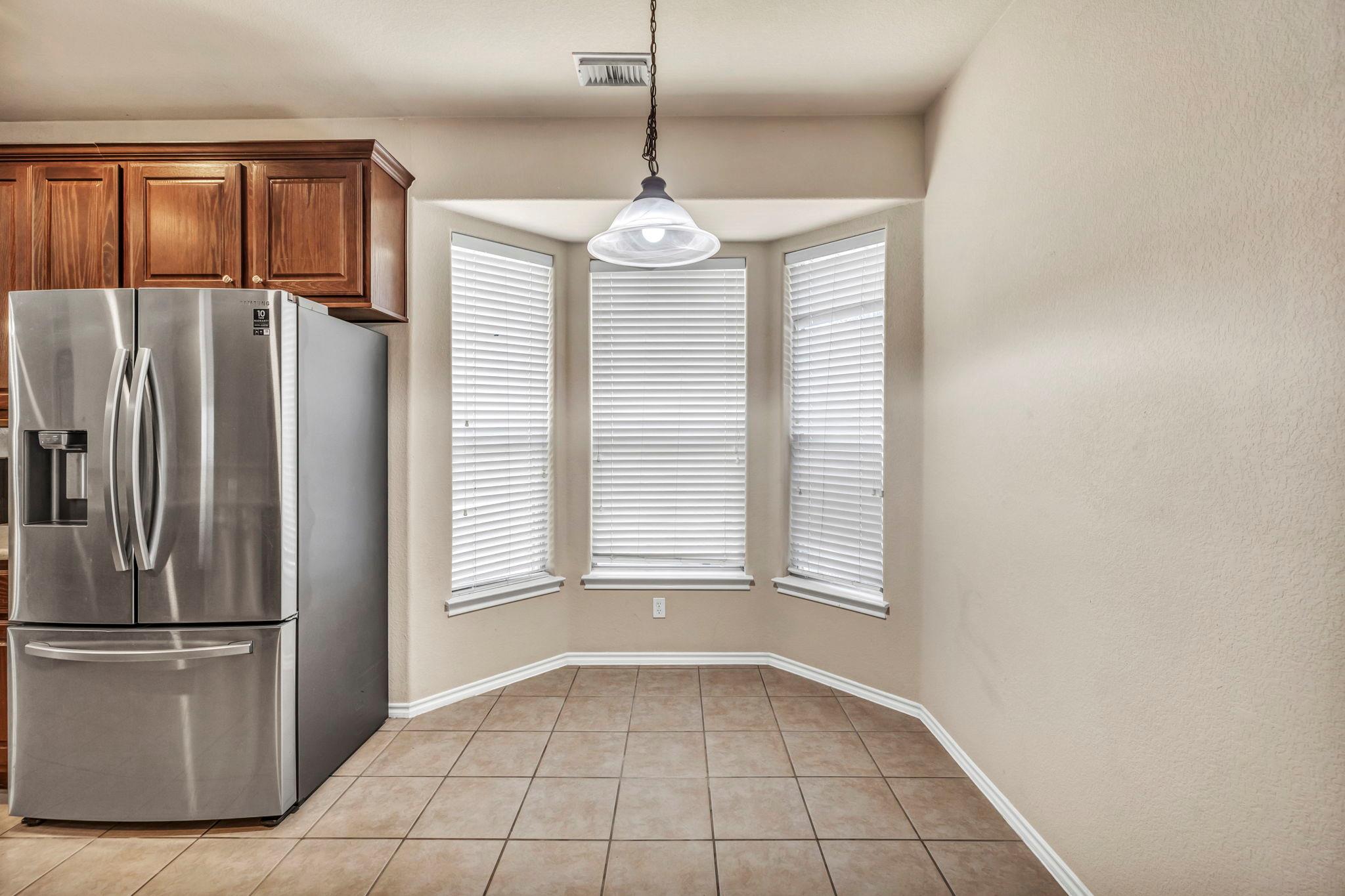 3748 Pine Needle Cir, Round Rock, TX 78681