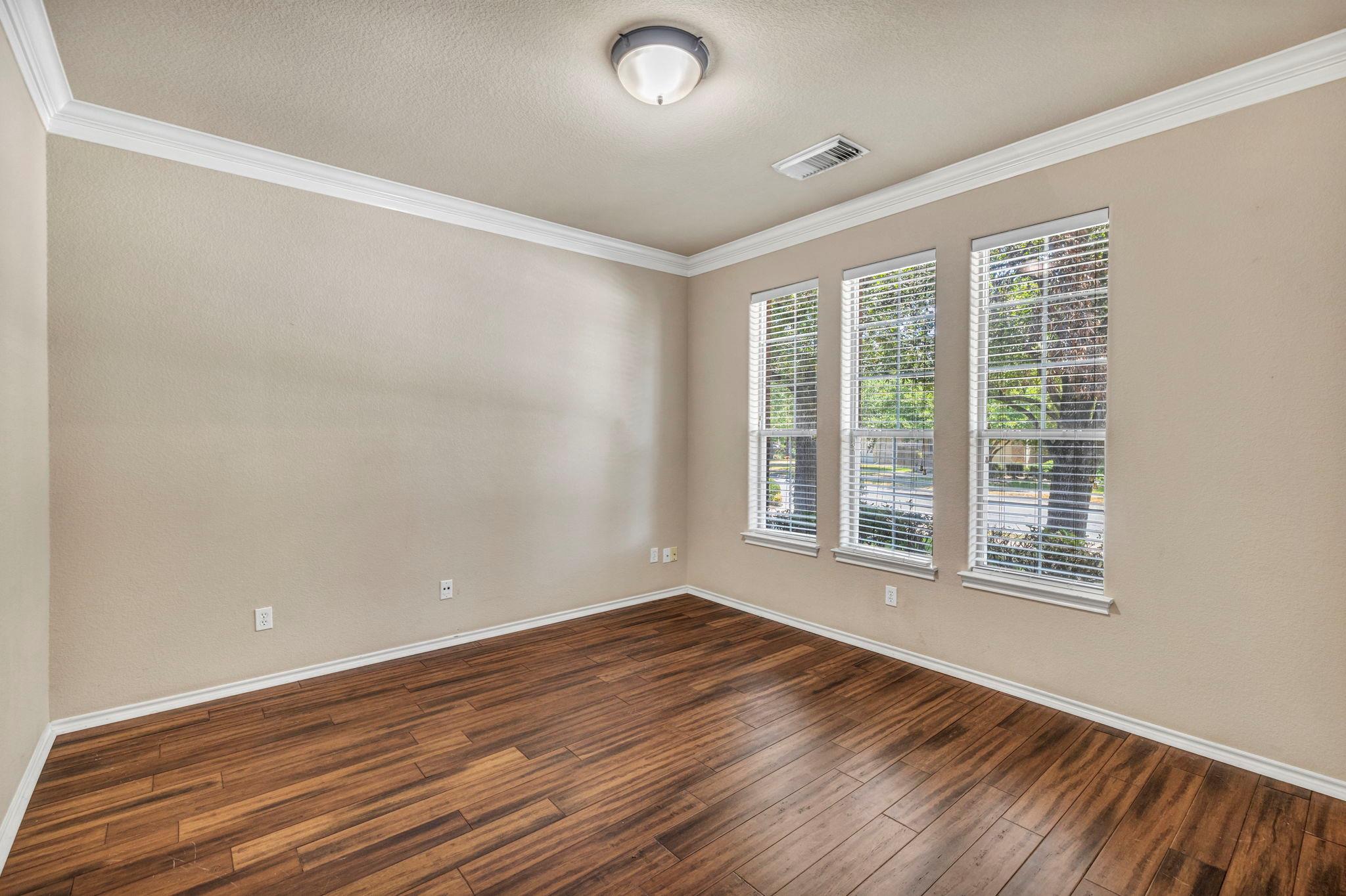 3748 Pine Needle Cir, Round Rock, TX 78681
