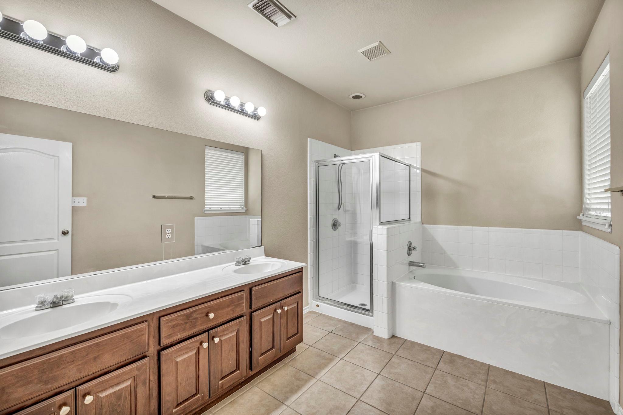3748 Pine Needle Cir, Round Rock, TX 78681