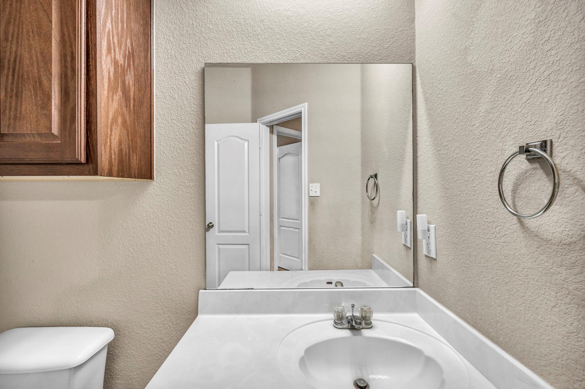 3748 Pine Needle Cir, Round Rock, TX 78681