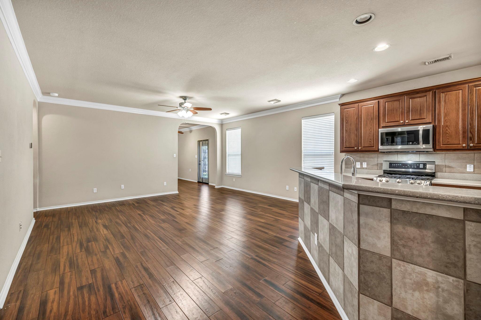 3748 Pine Needle Cir, Round Rock, TX 78681