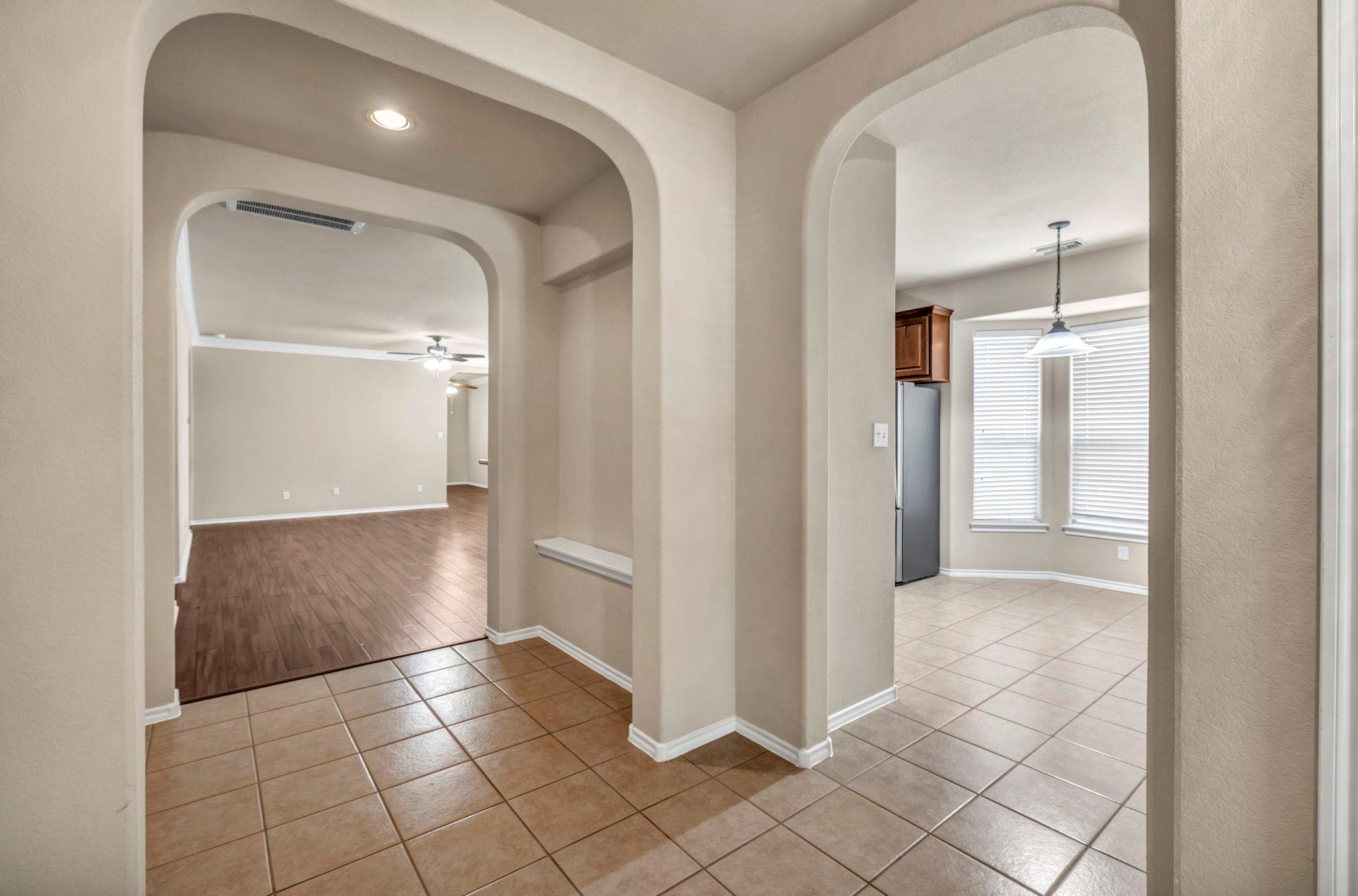3748 Pine Needle Cir, Round Rock, TX 78681