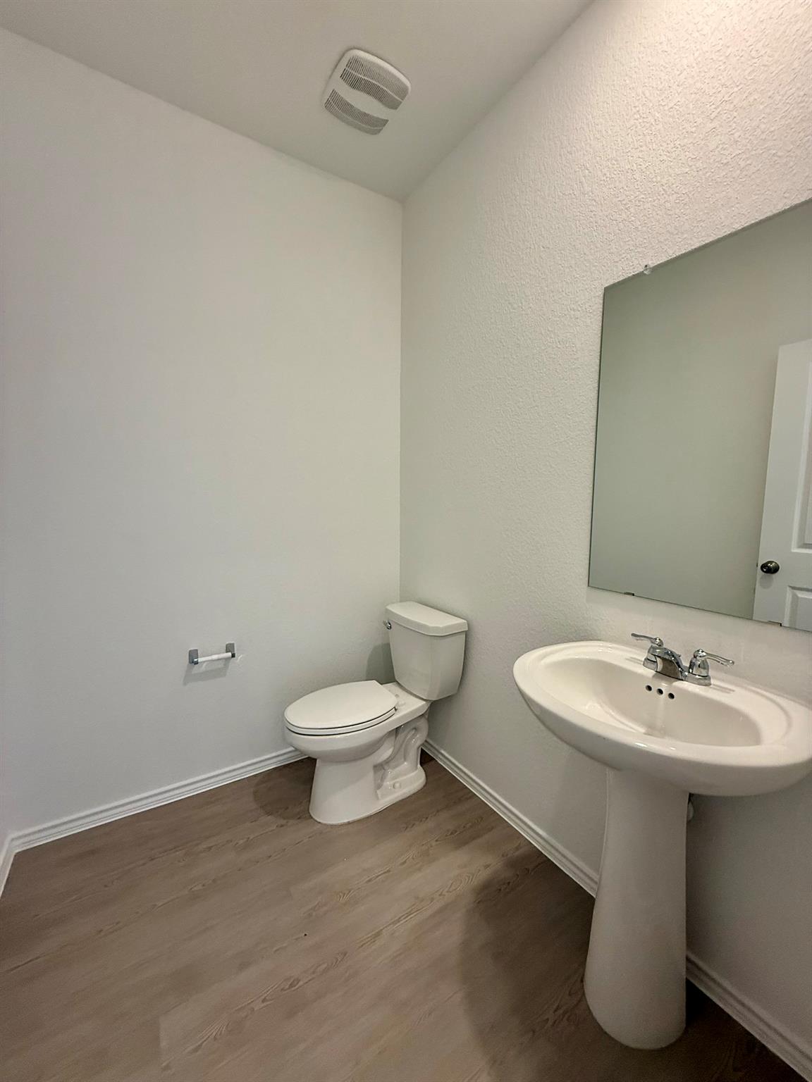 306 Camargue Drive, Hutto, TX 78634