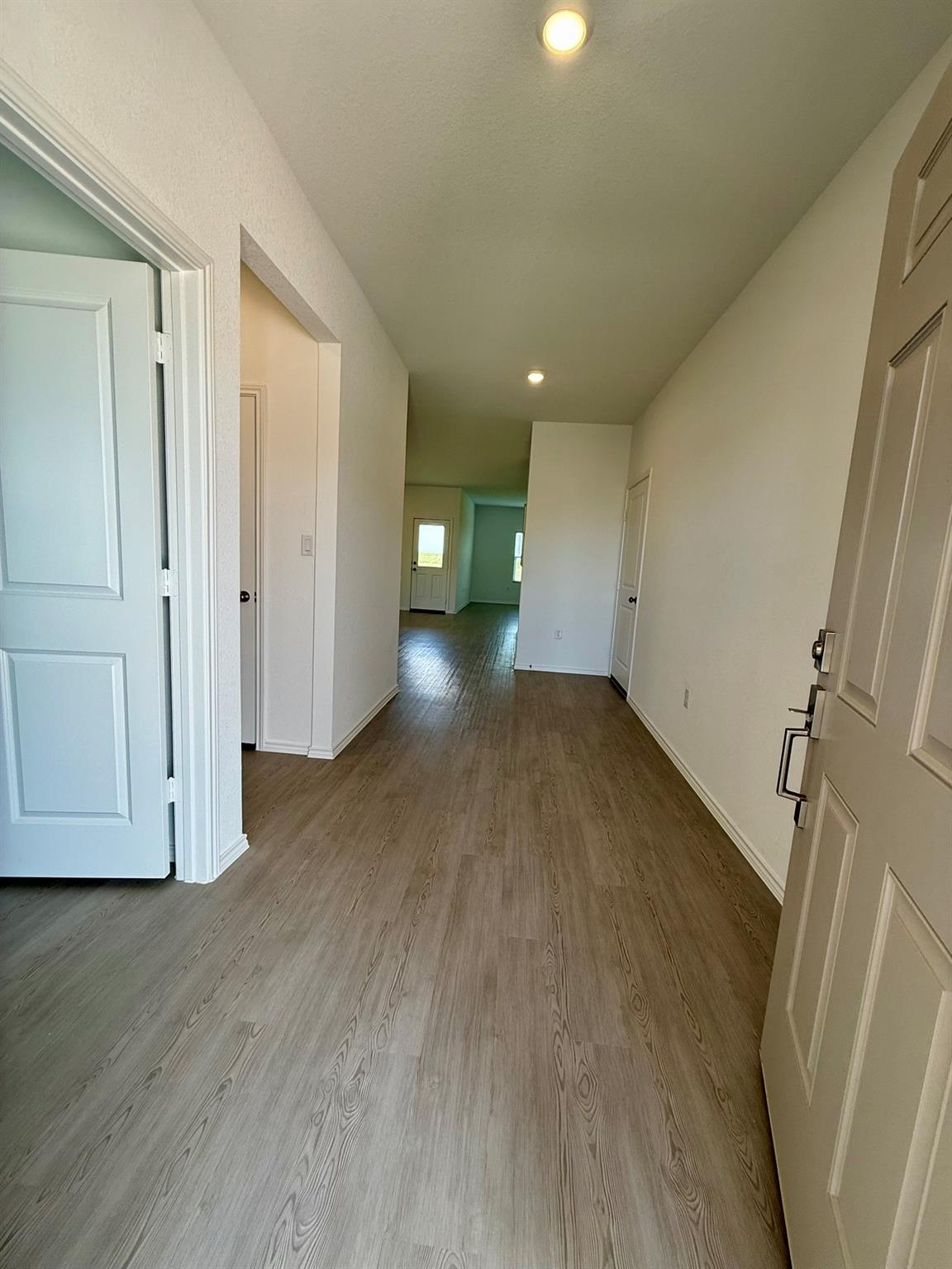 306 Camargue Drive, Hutto, TX 78634