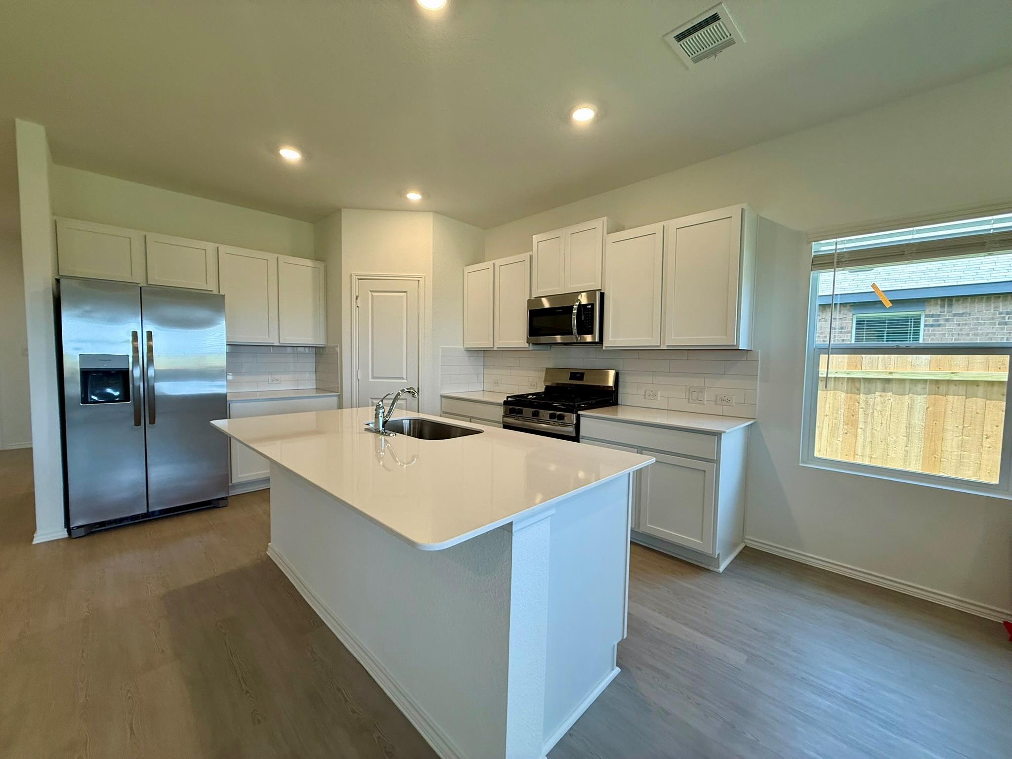 306 Camargue Drive, Hutto, TX 78634