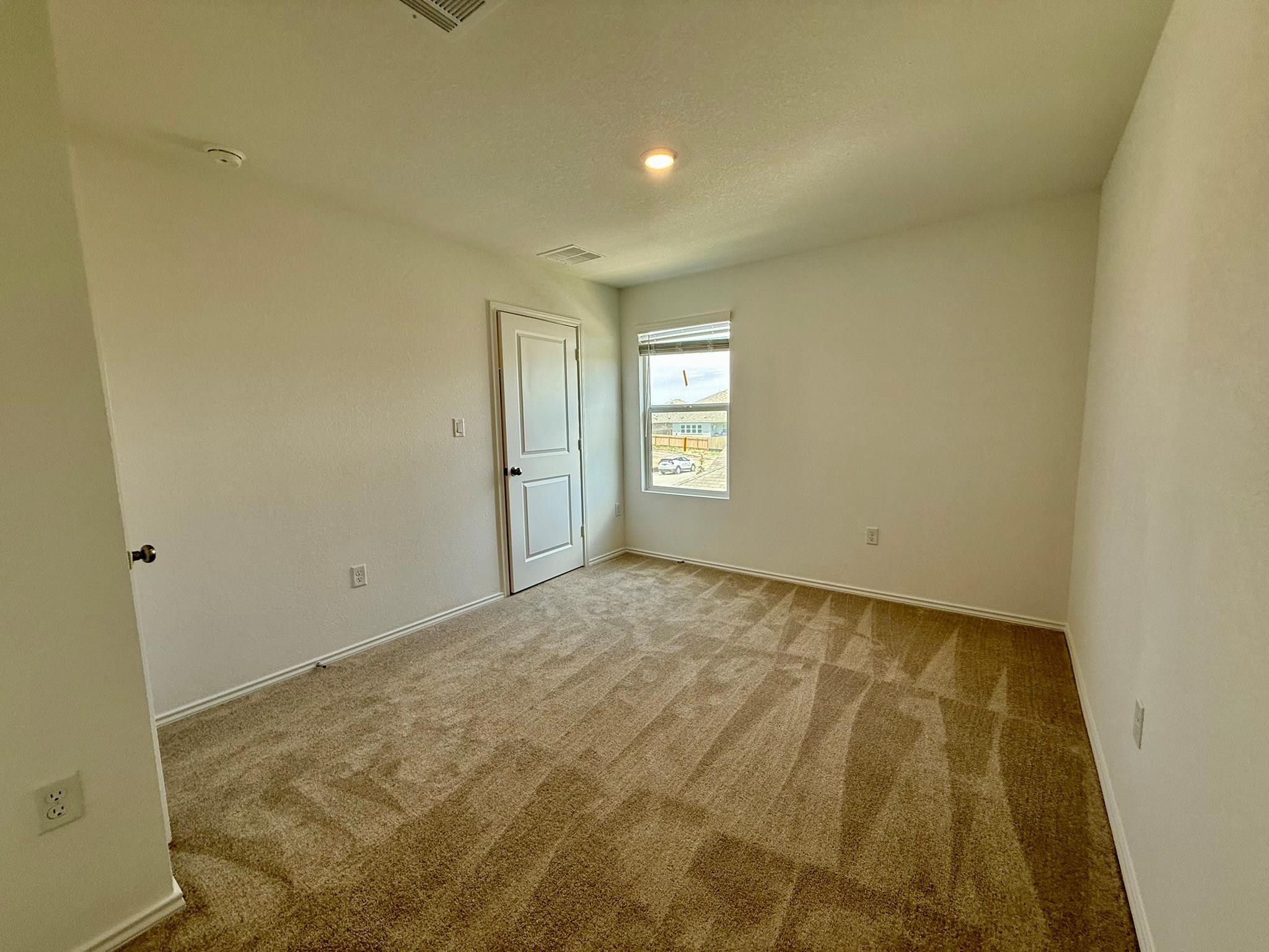 306 Camargue Drive, Hutto, TX 78634