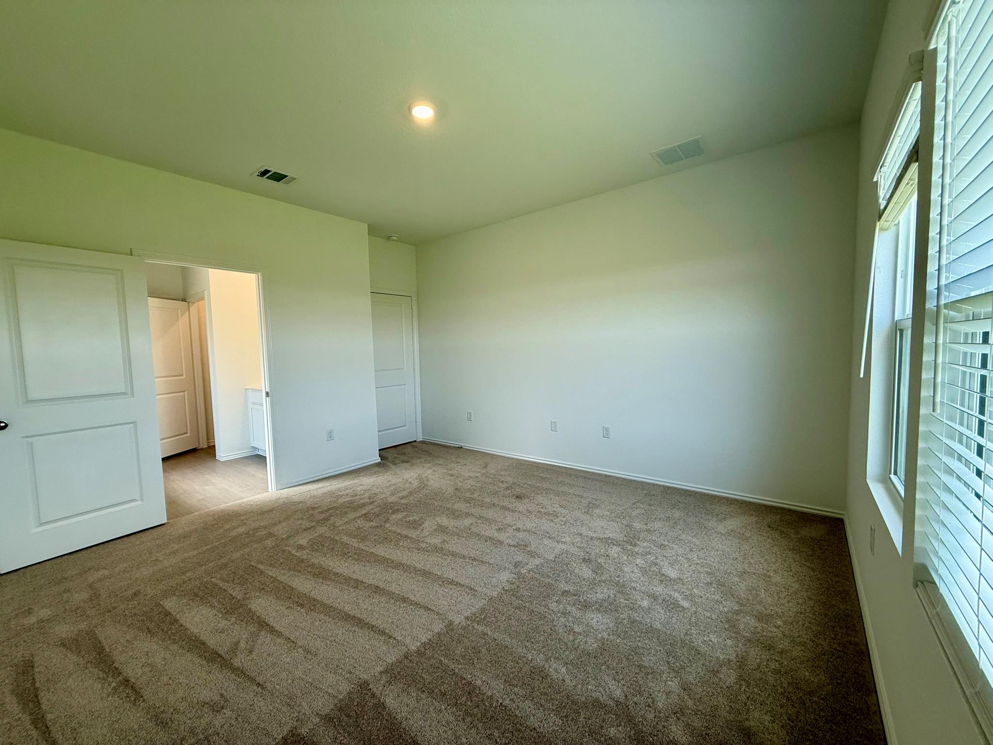 306 Camargue Drive, Hutto, TX 78634