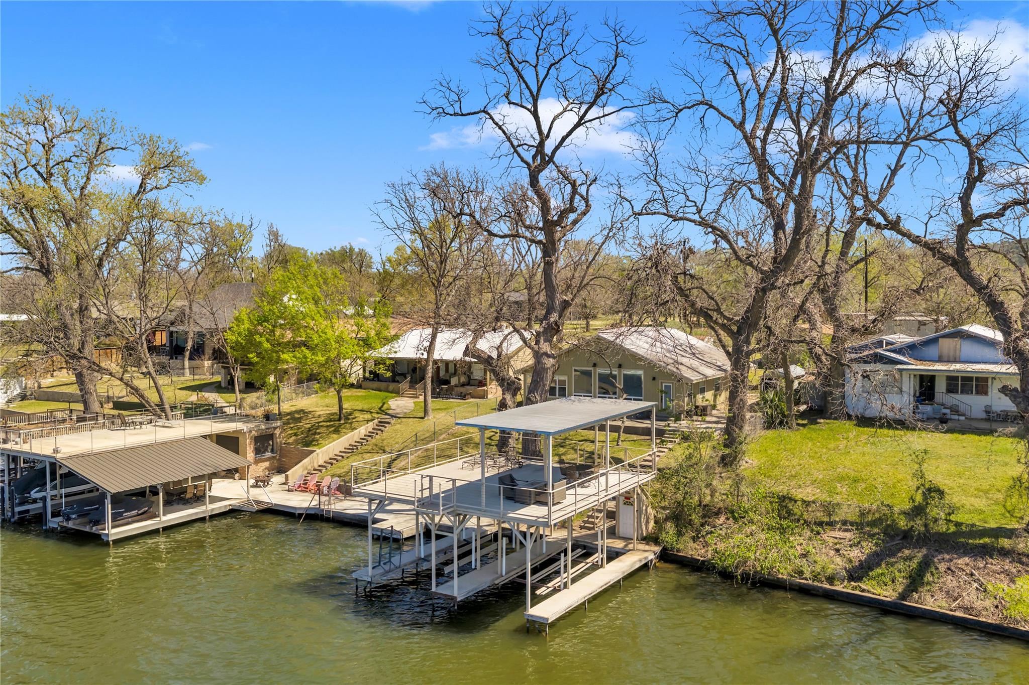 1108 S Lakeside Dr, Burnet, TX 78611