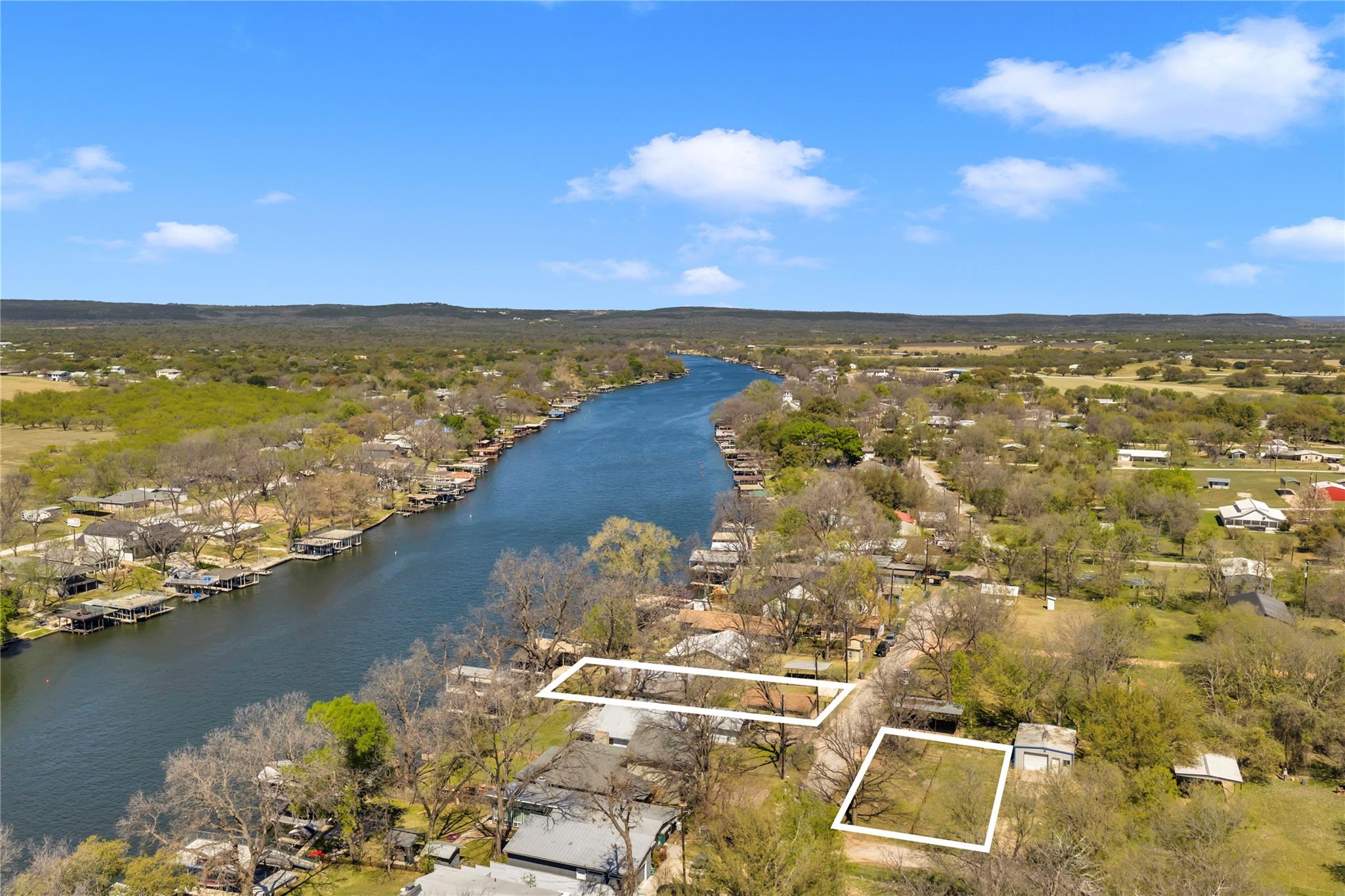 1108 S Lakeside Dr, Burnet, TX 78611