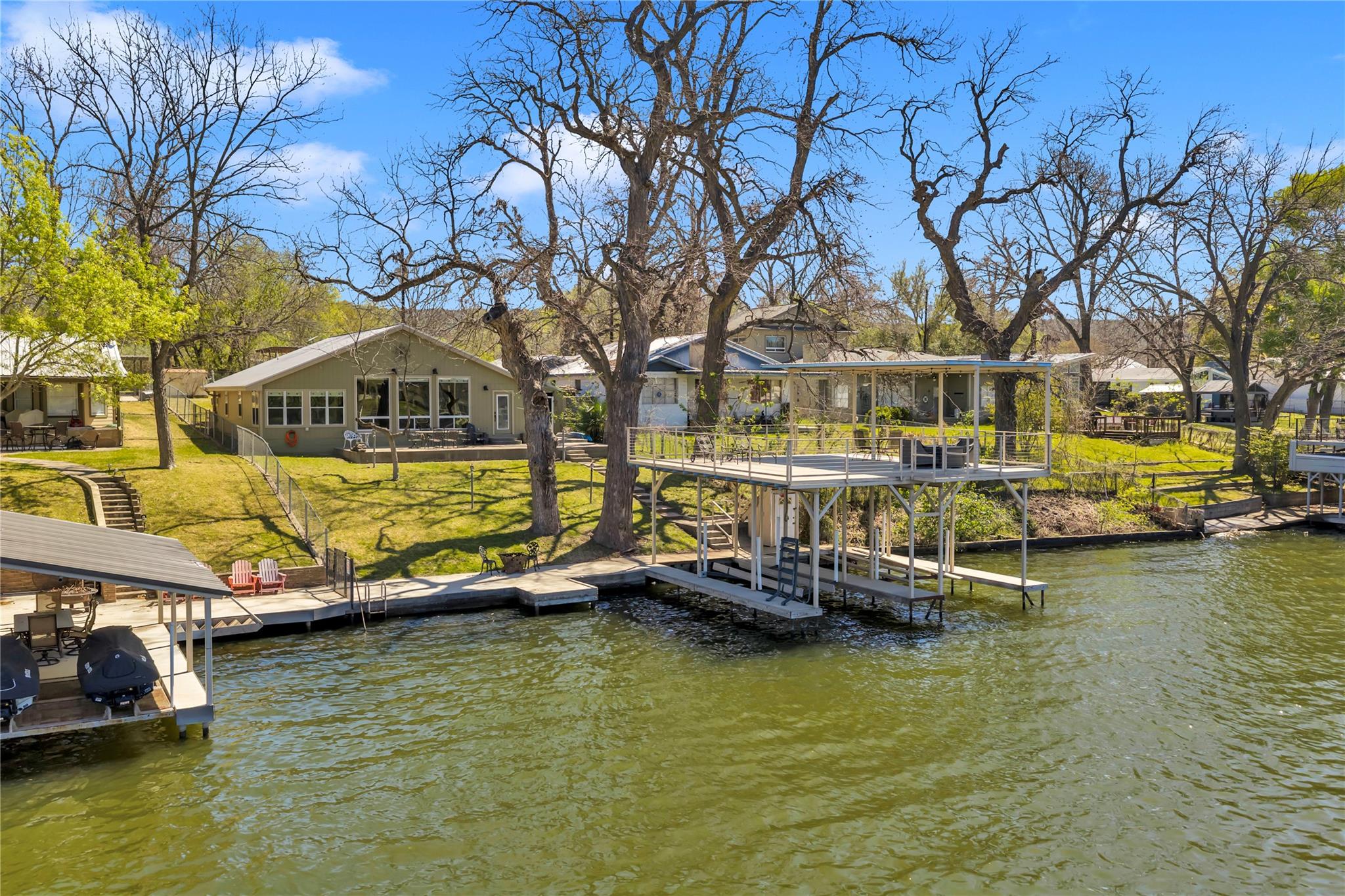 1108 S Lakeside Dr, Burnet, TX 78611