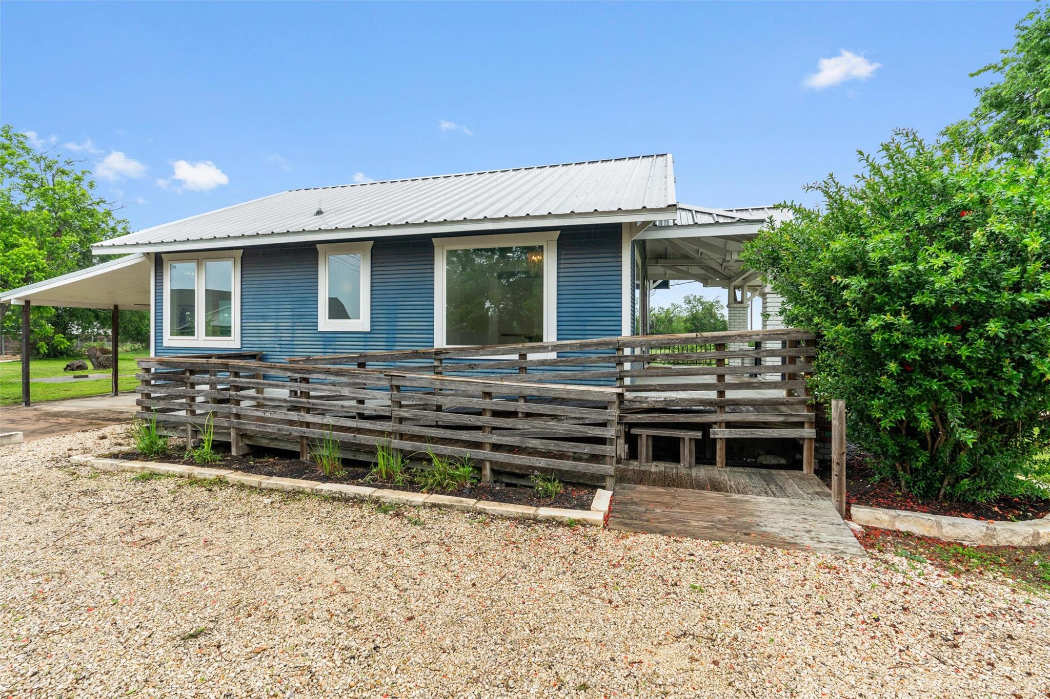 2023 Main St, Liberty Hill, TX 78642