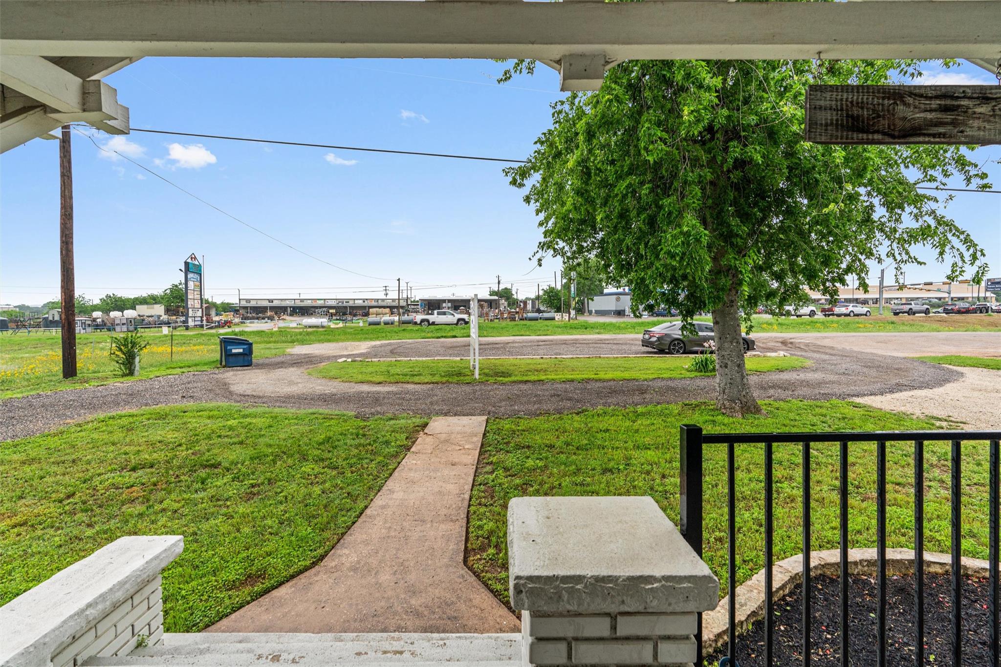 2023 Main St, Liberty Hill, TX 78642