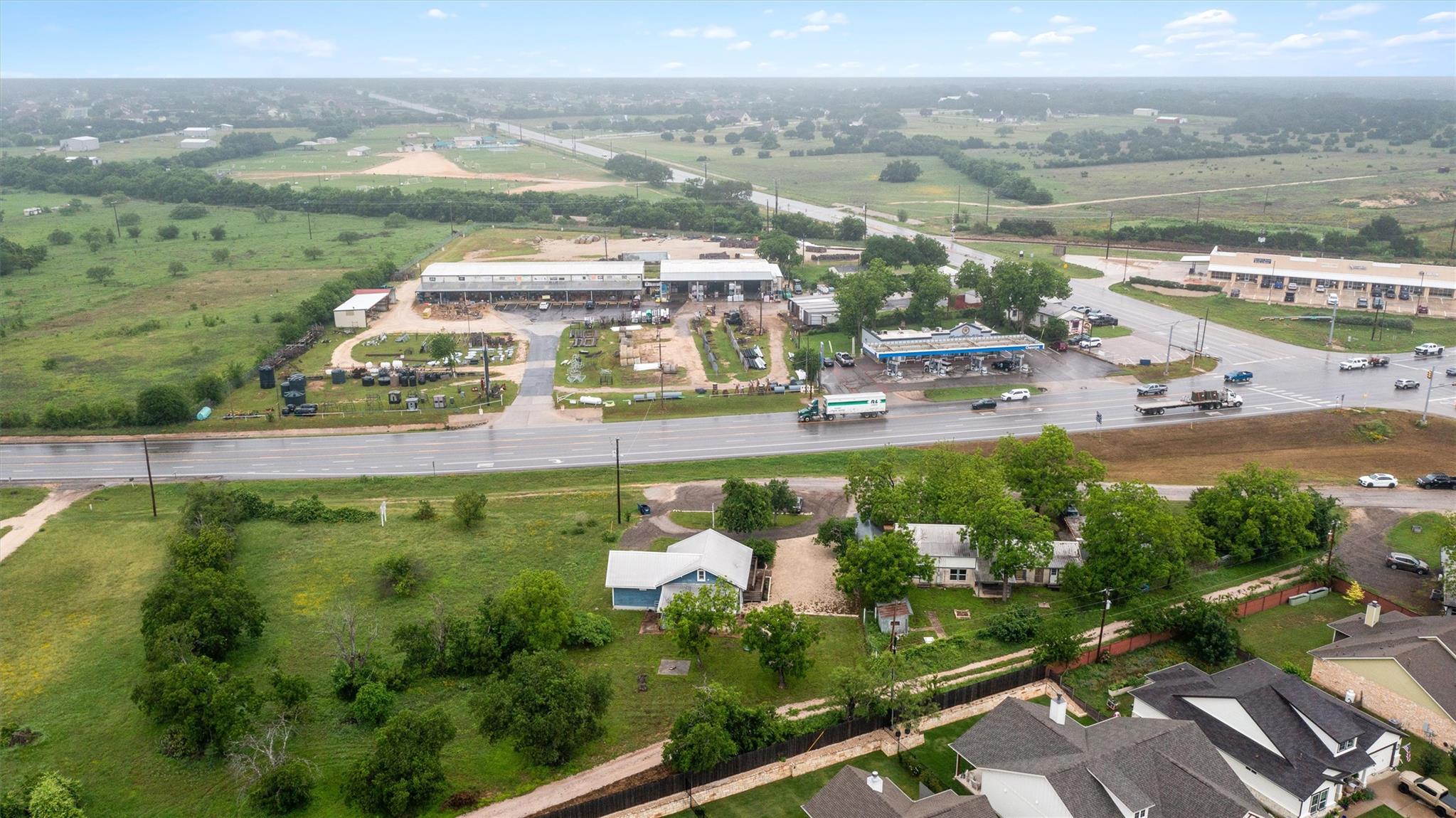 2023 Main St, Liberty Hill, TX 78642