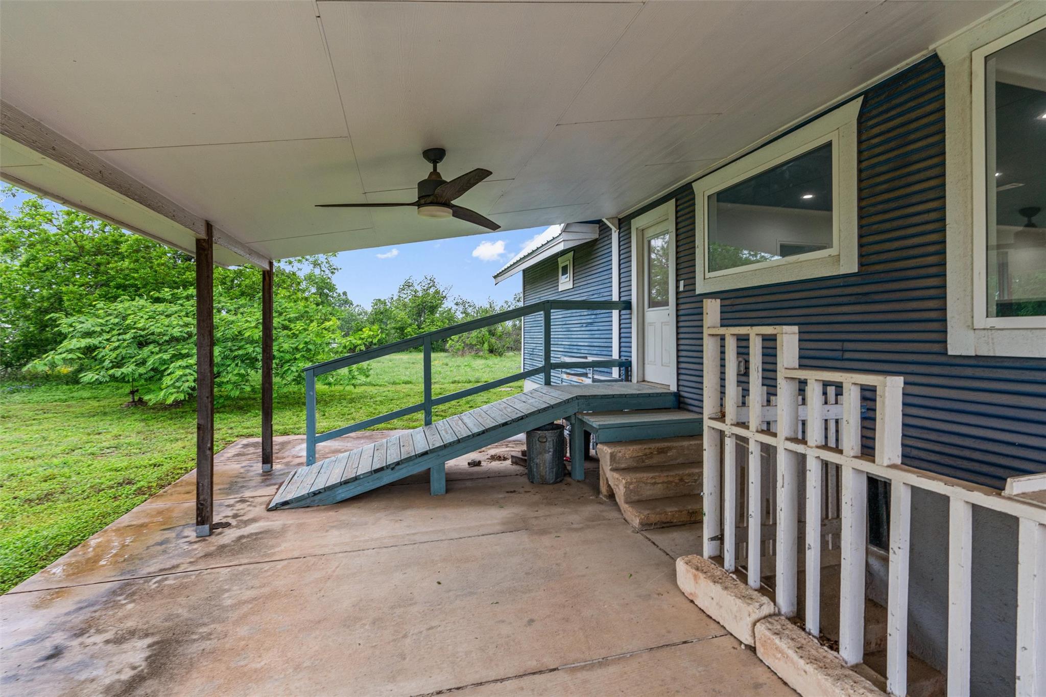 2023 Main St, Liberty Hill, TX 78642
