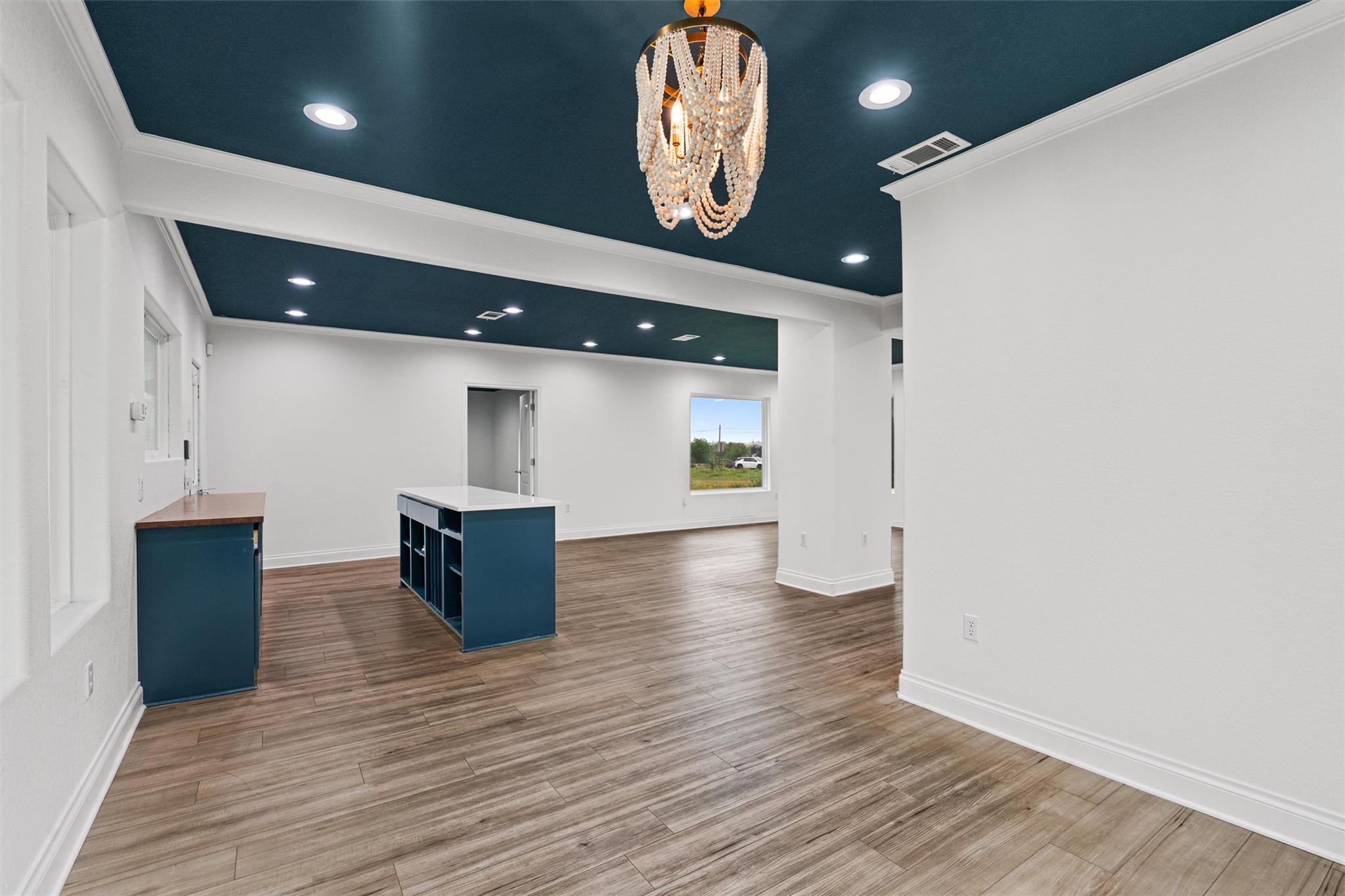 2023 Main St, Liberty Hill, TX 78642
