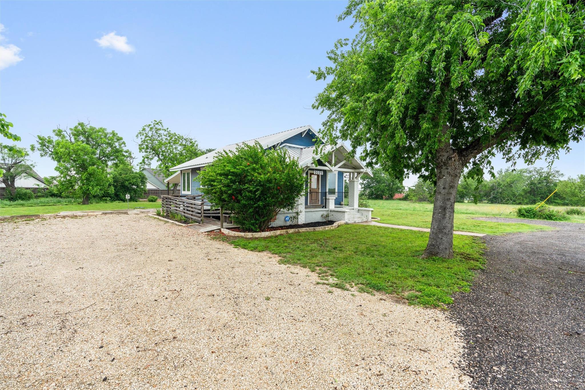 2023 Main St, Liberty Hill, TX 78642