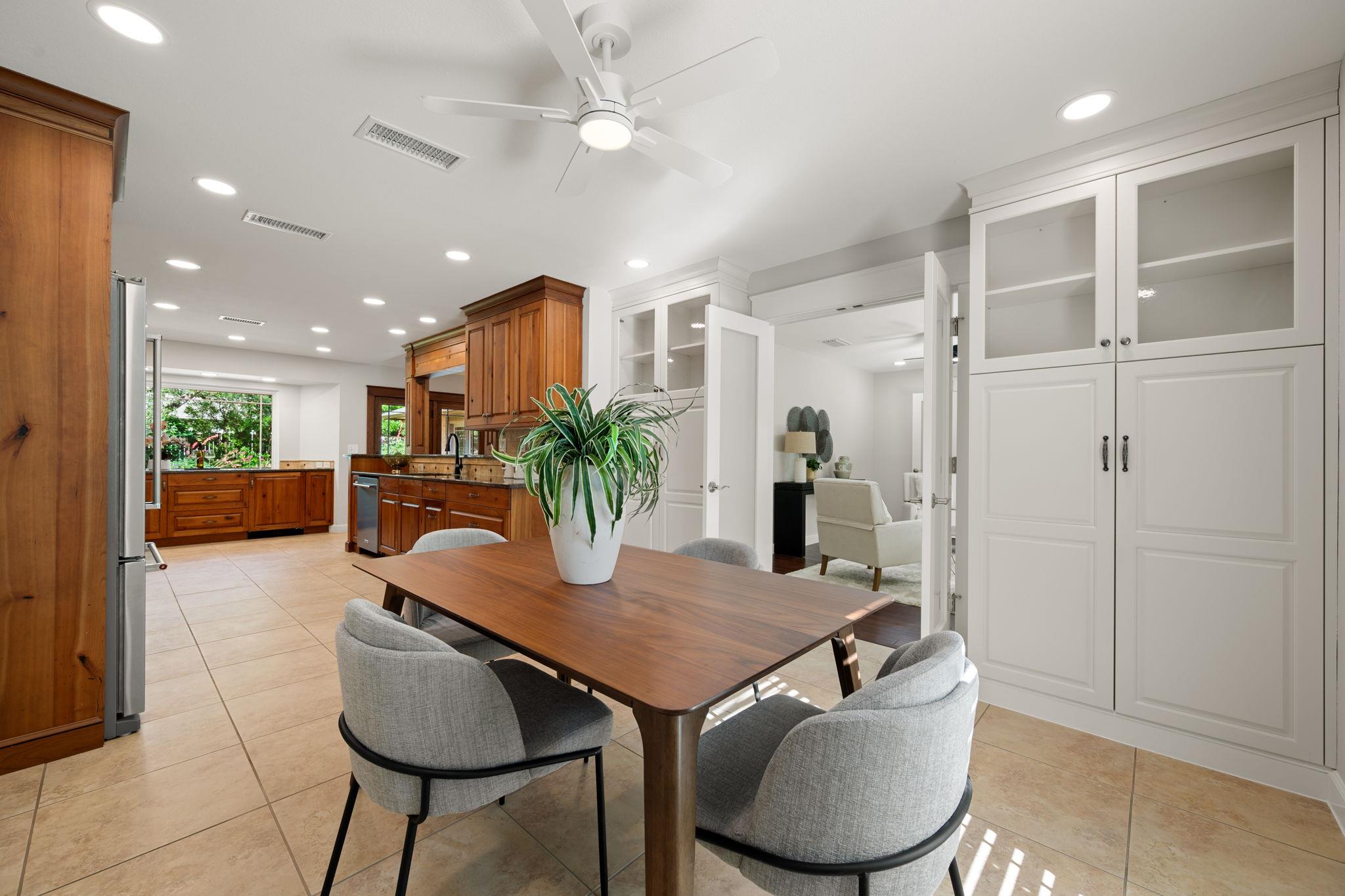 11924 Brookwood Cir, Austin, TX 78750