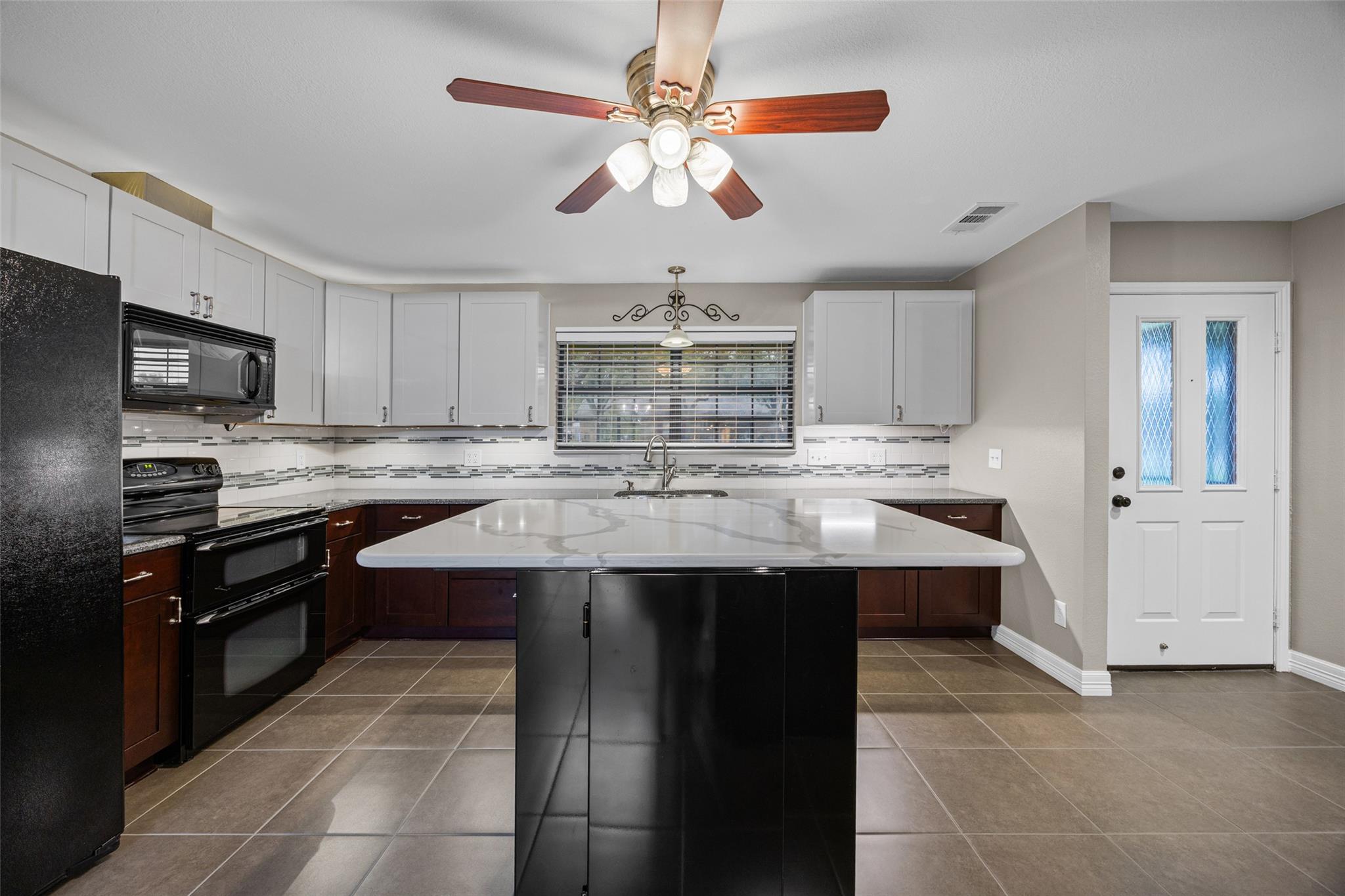 1608 Samoa Ct, Pflugerville, TX 78660