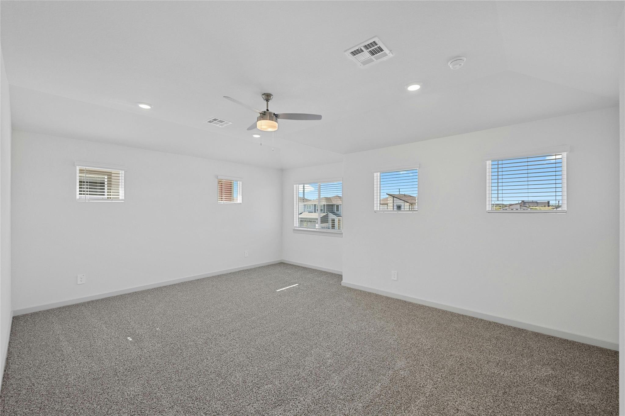 136 NEW HAVEN Ave, San Marcos, TX 78666