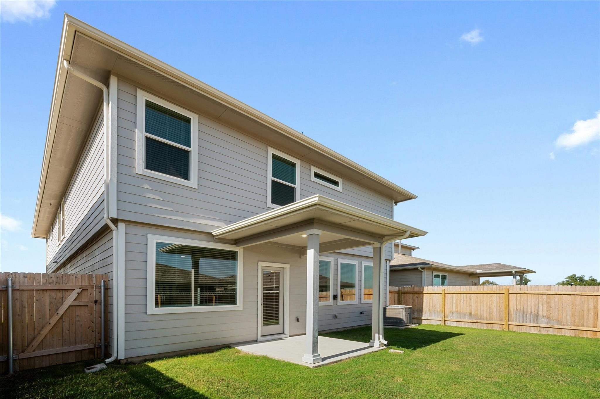 136 NEW HAVEN Ave, San Marcos, TX 78666