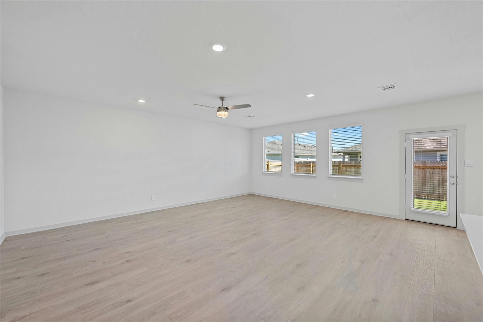 136 NEW HAVEN Ave, San Marcos, TX 78666