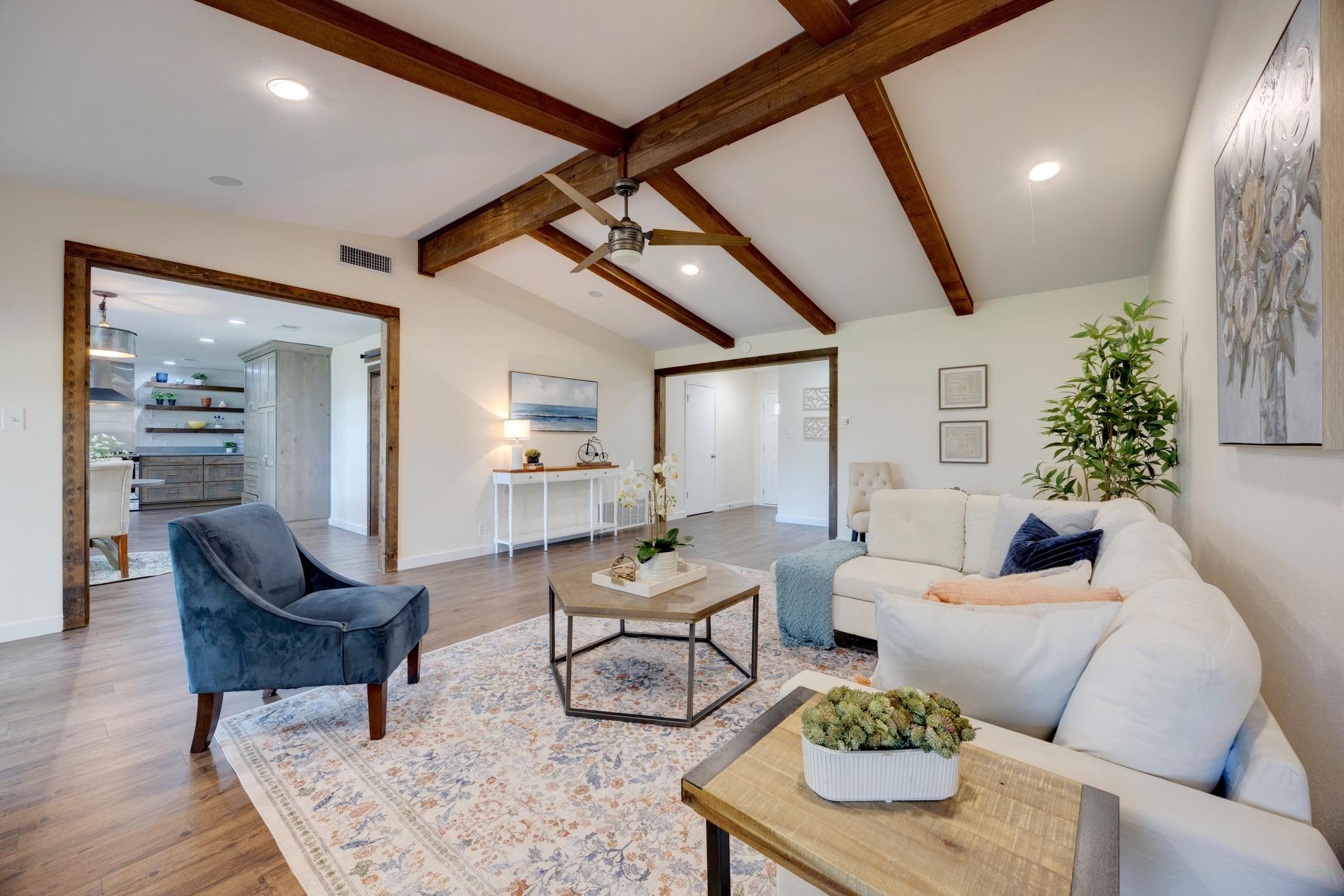 12400 Willow Wild Dr, Austin, TX 78758