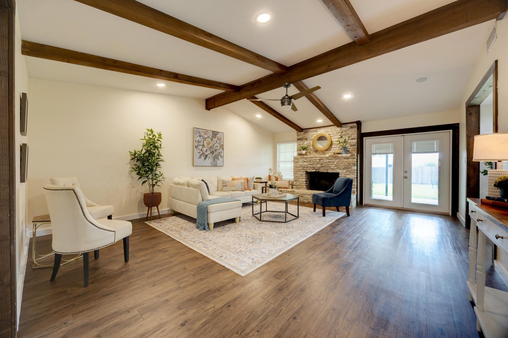 12400 Willow Wild Dr, Austin, TX 78758