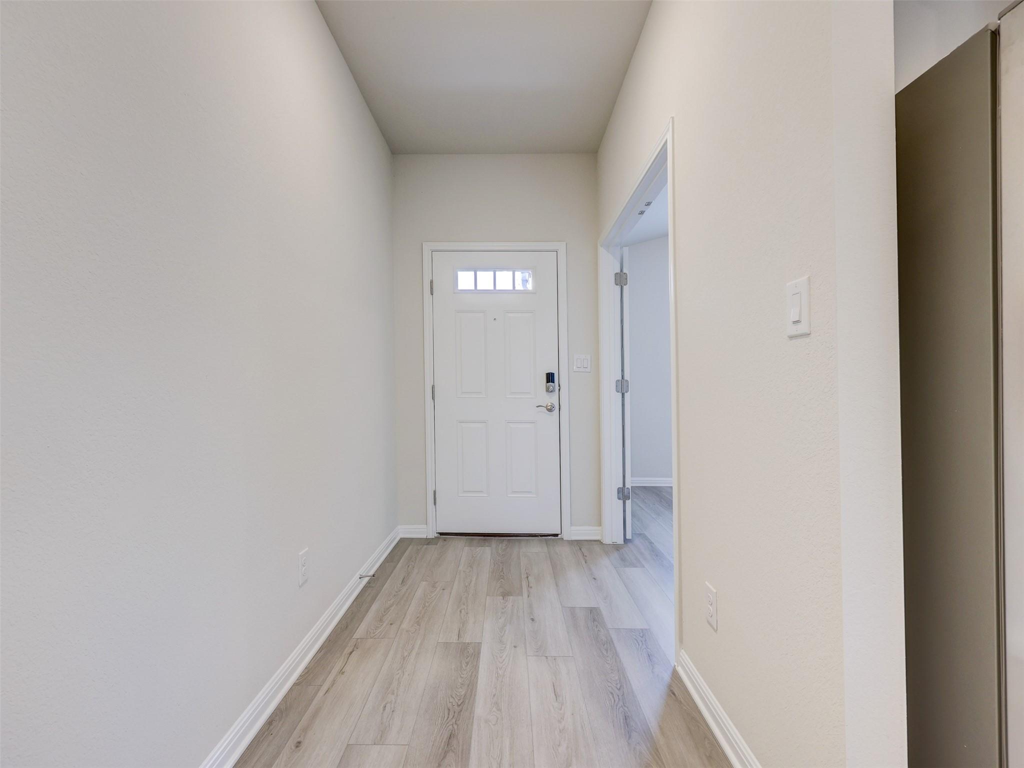 108 Greenspire Ln, Hutto, TX 78634