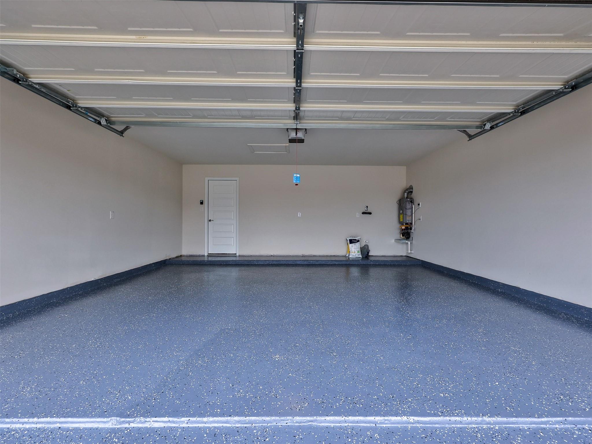 108 Greenspire Ln, Hutto, TX 78634