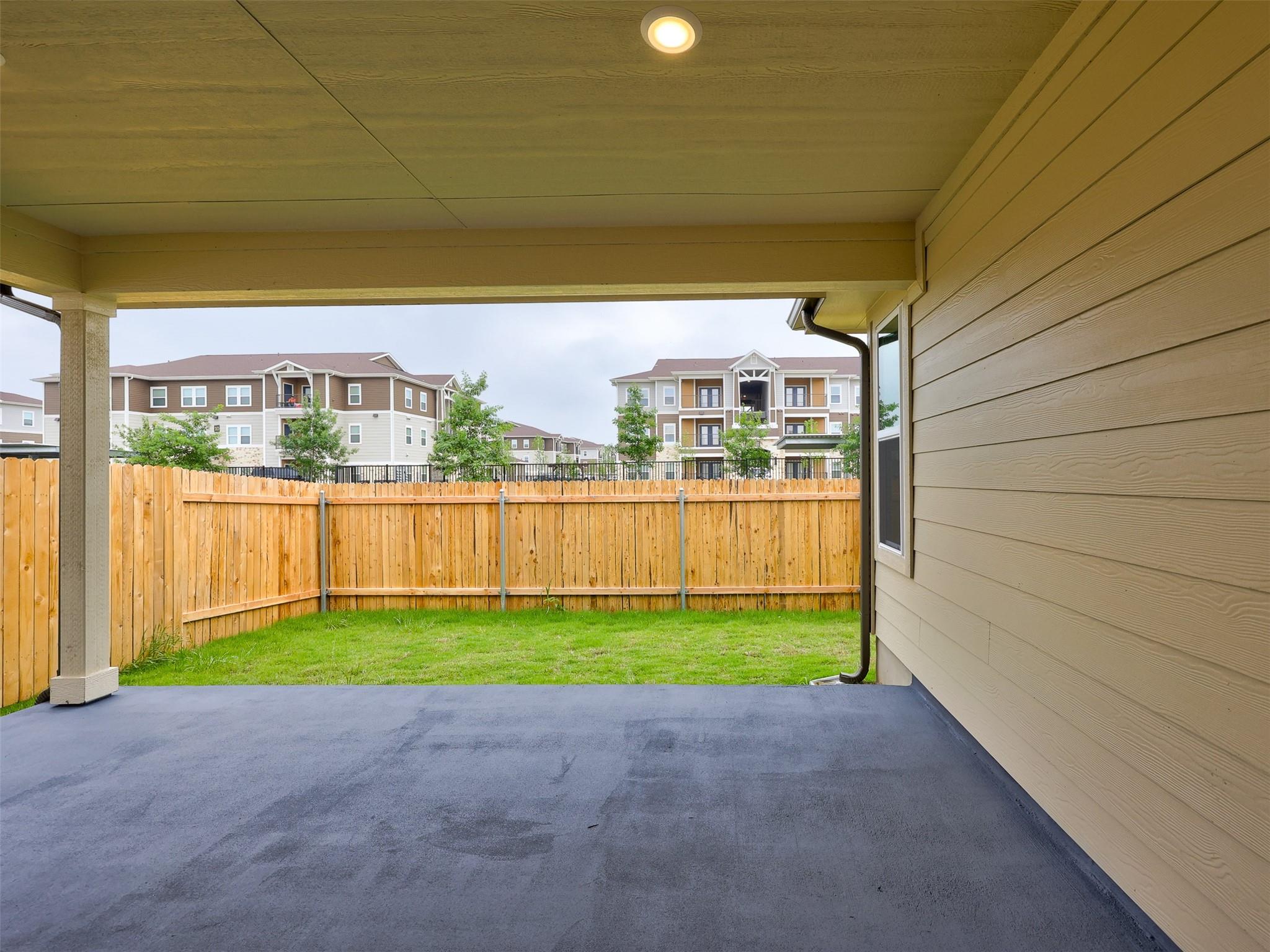 108 Greenspire Ln, Hutto, TX 78634