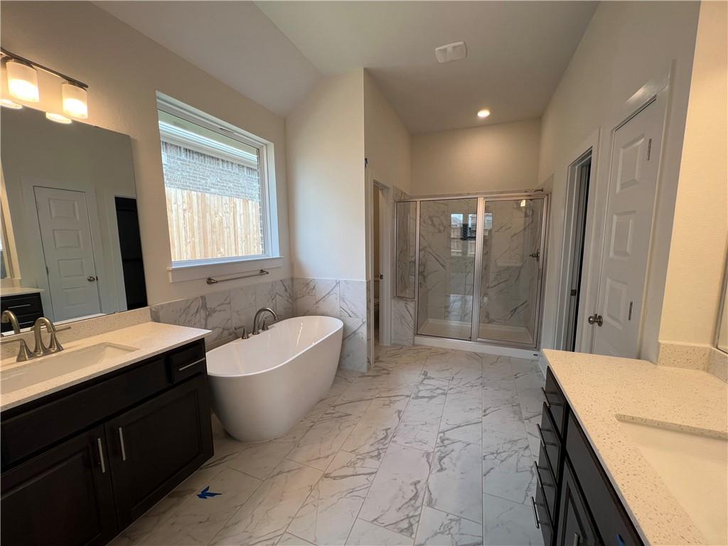 982 Wild Pecan Loop, Buda, TX 78610