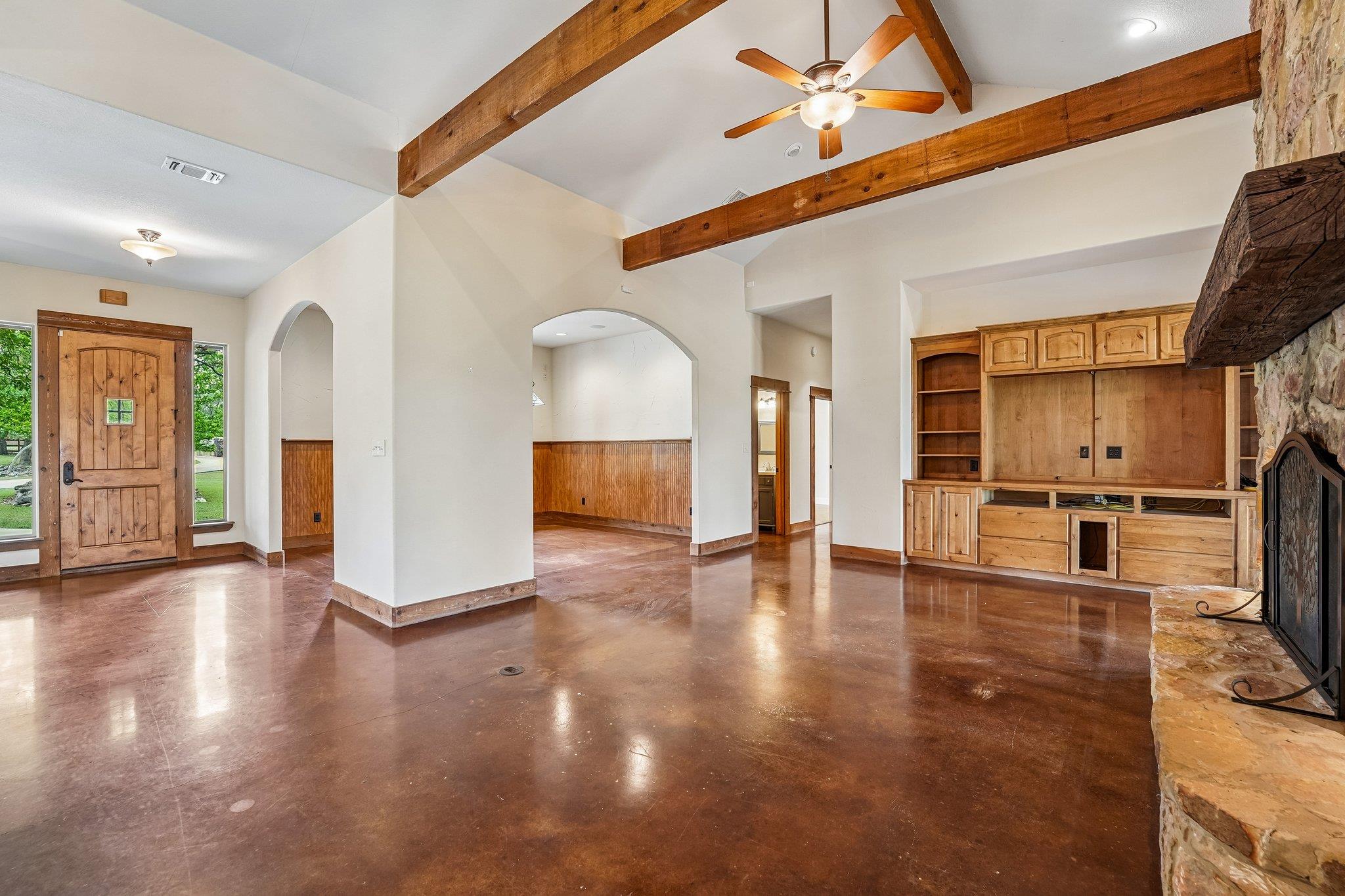 290 Miss Donna Ln, Dripping Springs, TX 78620