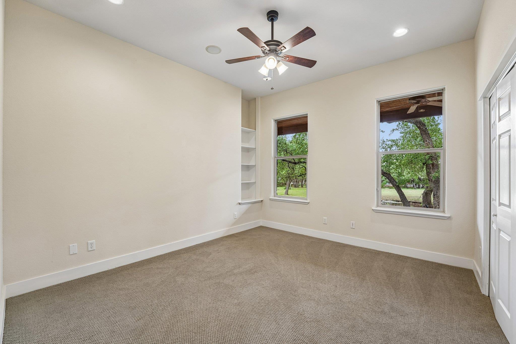 290 Miss Donna Ln, Dripping Springs, TX 78620