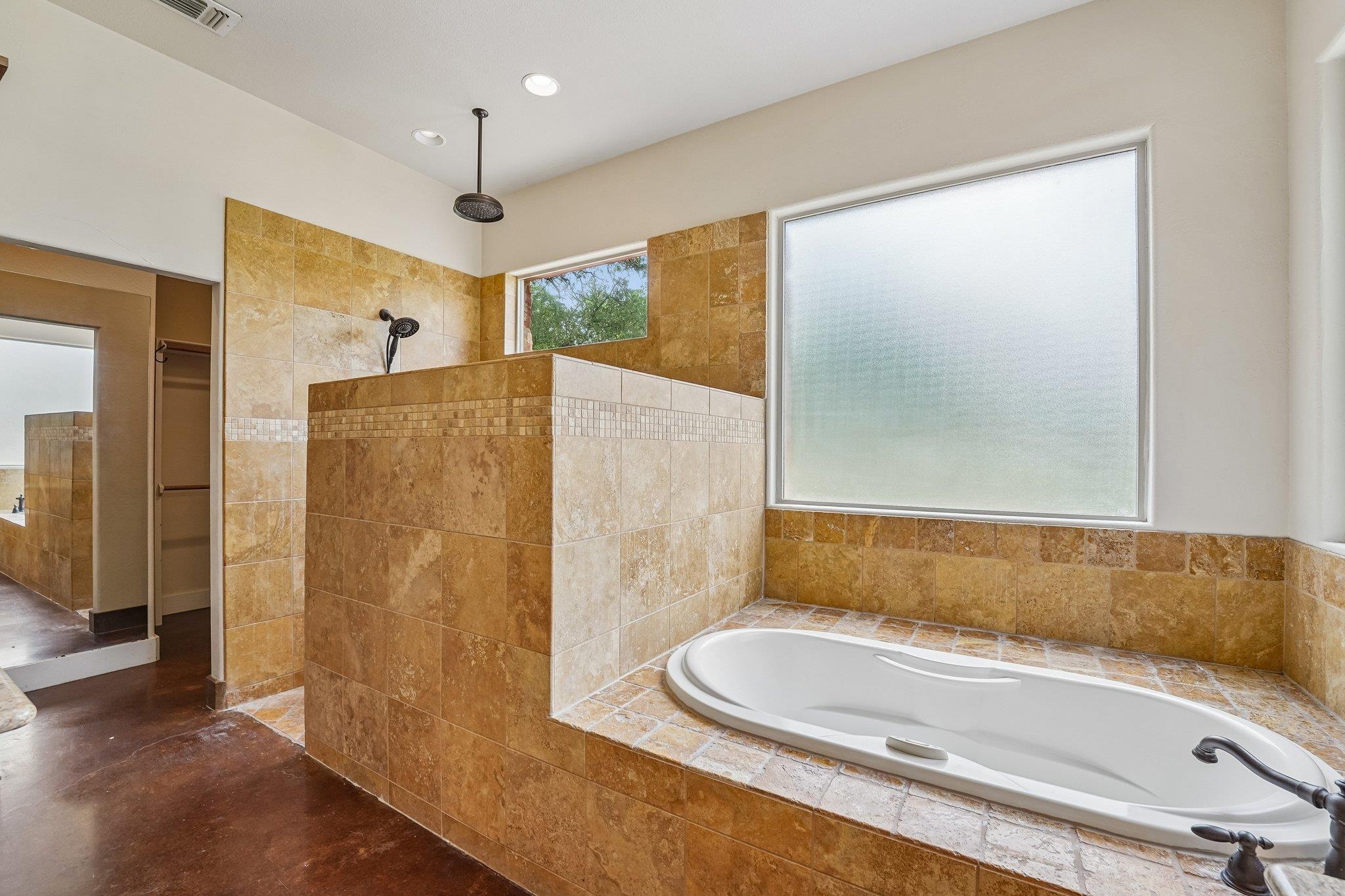 290 Miss Donna Ln, Dripping Springs, TX 78620