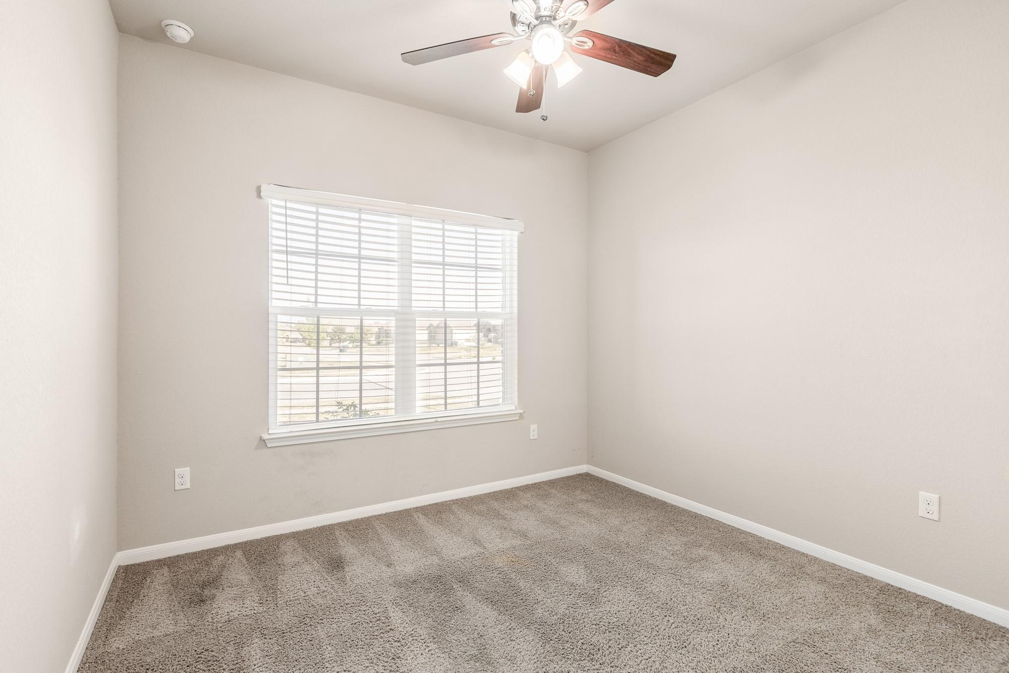 365 Cibolo Creek Dr, Kyle, TX 78640