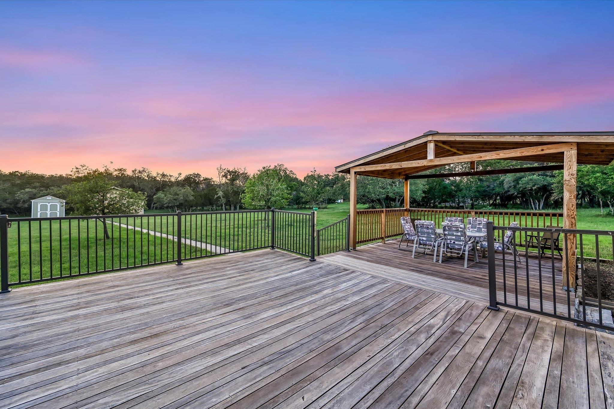222 Peabody Pl, Dripping Springs, TX 78620