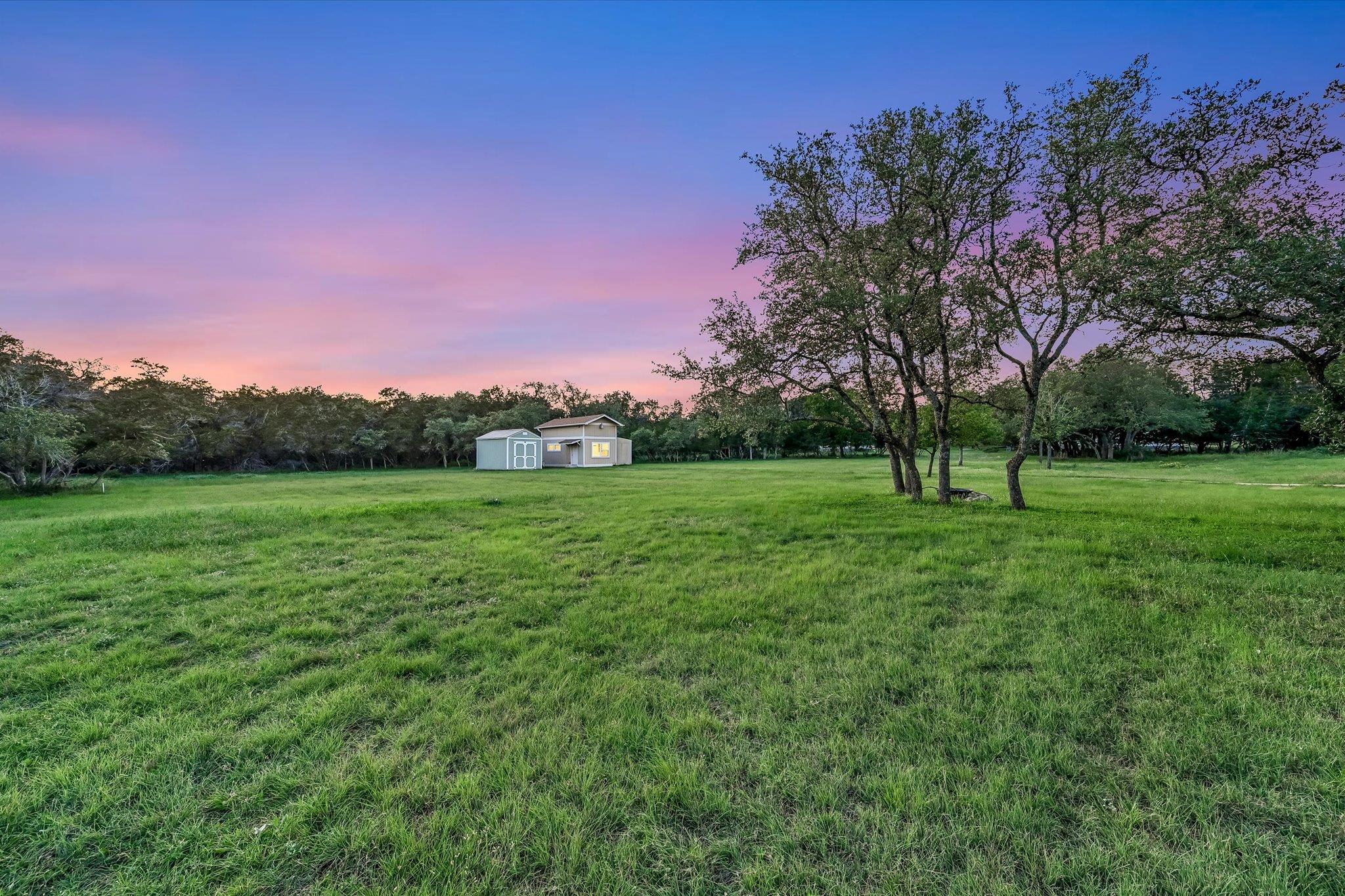 222 Peabody Pl, Dripping Springs, TX 78620