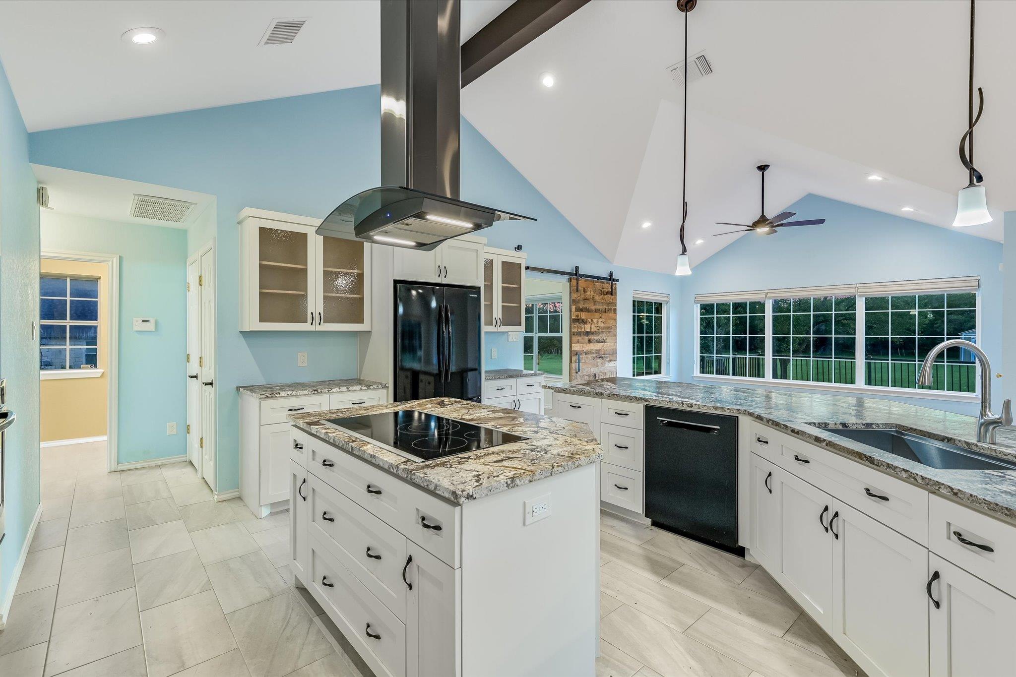222 Peabody Pl, Dripping Springs, TX 78620
