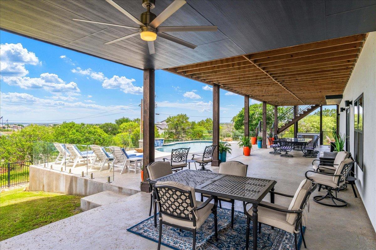 714 Matern Dr, Horseshoe Bay, TX 78657