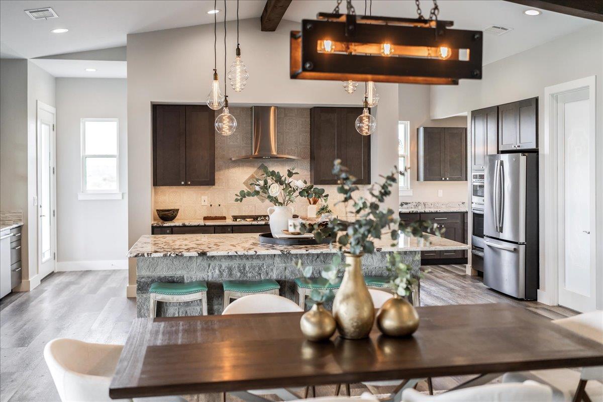 714 Matern Dr, Horseshoe Bay, TX 78657