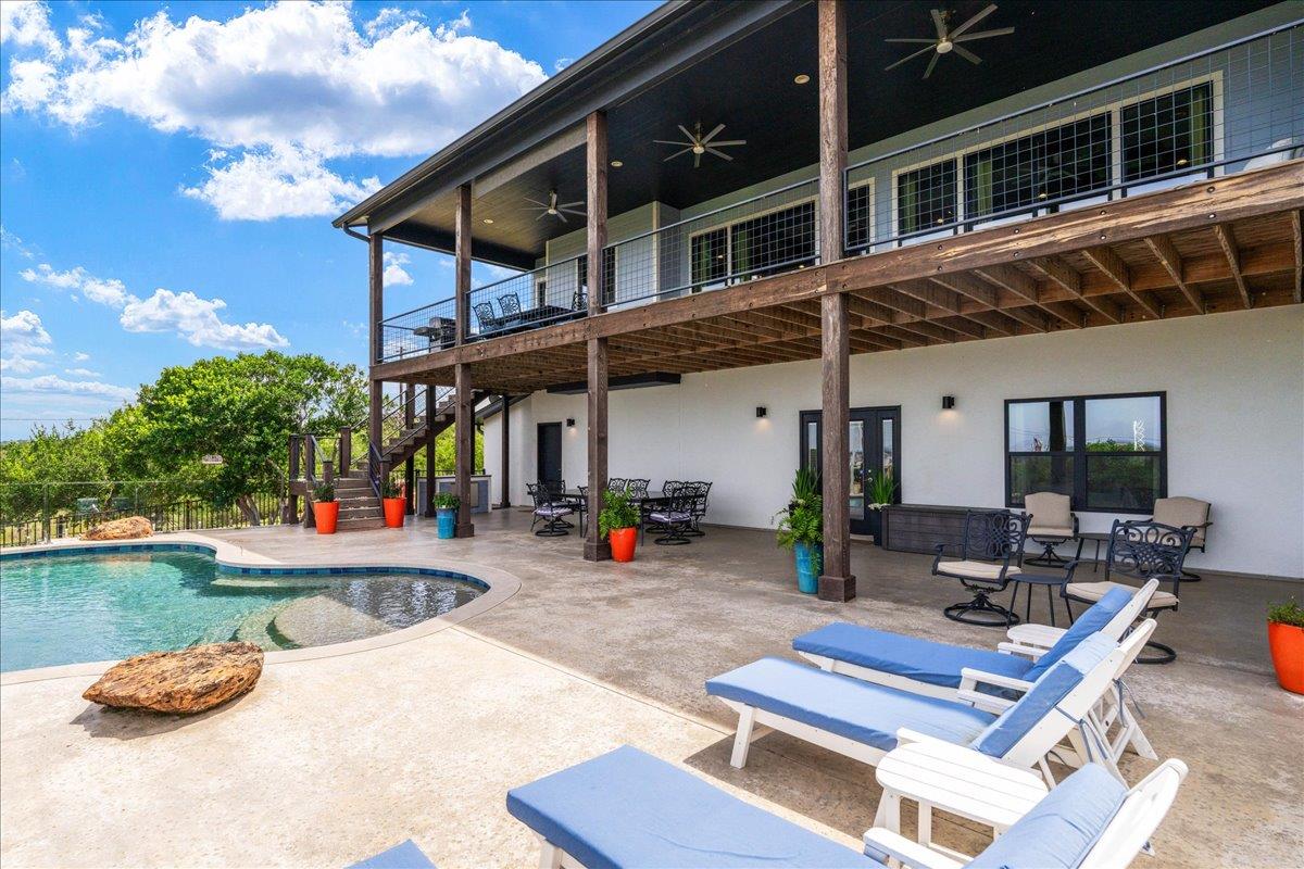 714 Matern Dr, Horseshoe Bay, TX 78657