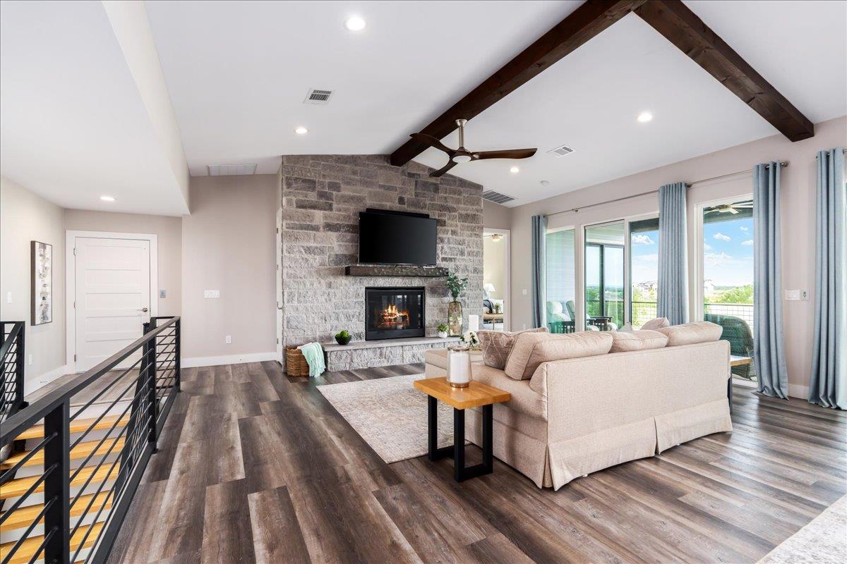 714 Matern Dr, Horseshoe Bay, TX 78657