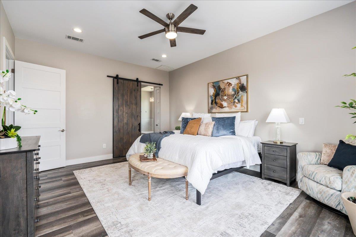 714 Matern Dr, Horseshoe Bay, TX 78657