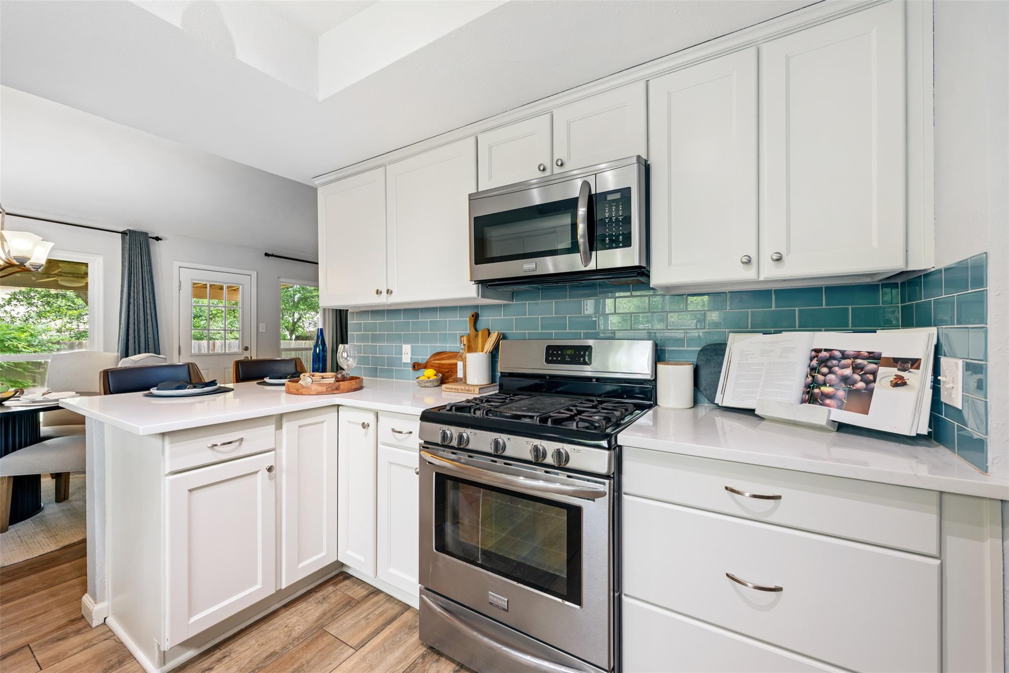 4306 Oak Creek Dr, Austin, TX 78727
