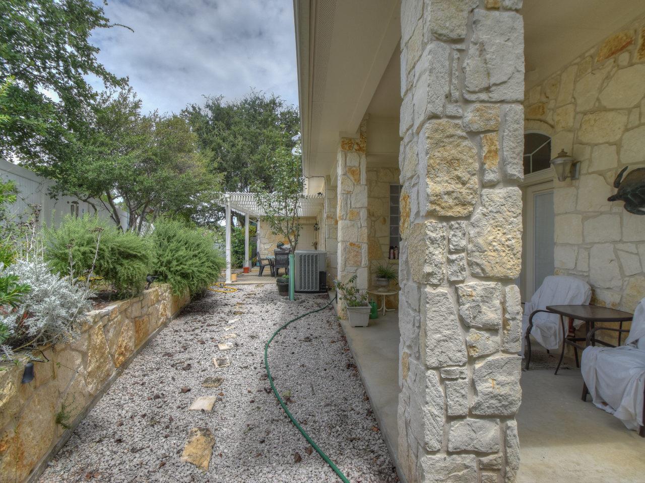 301 Dove Haven, Sunrise Beach, TX 78643